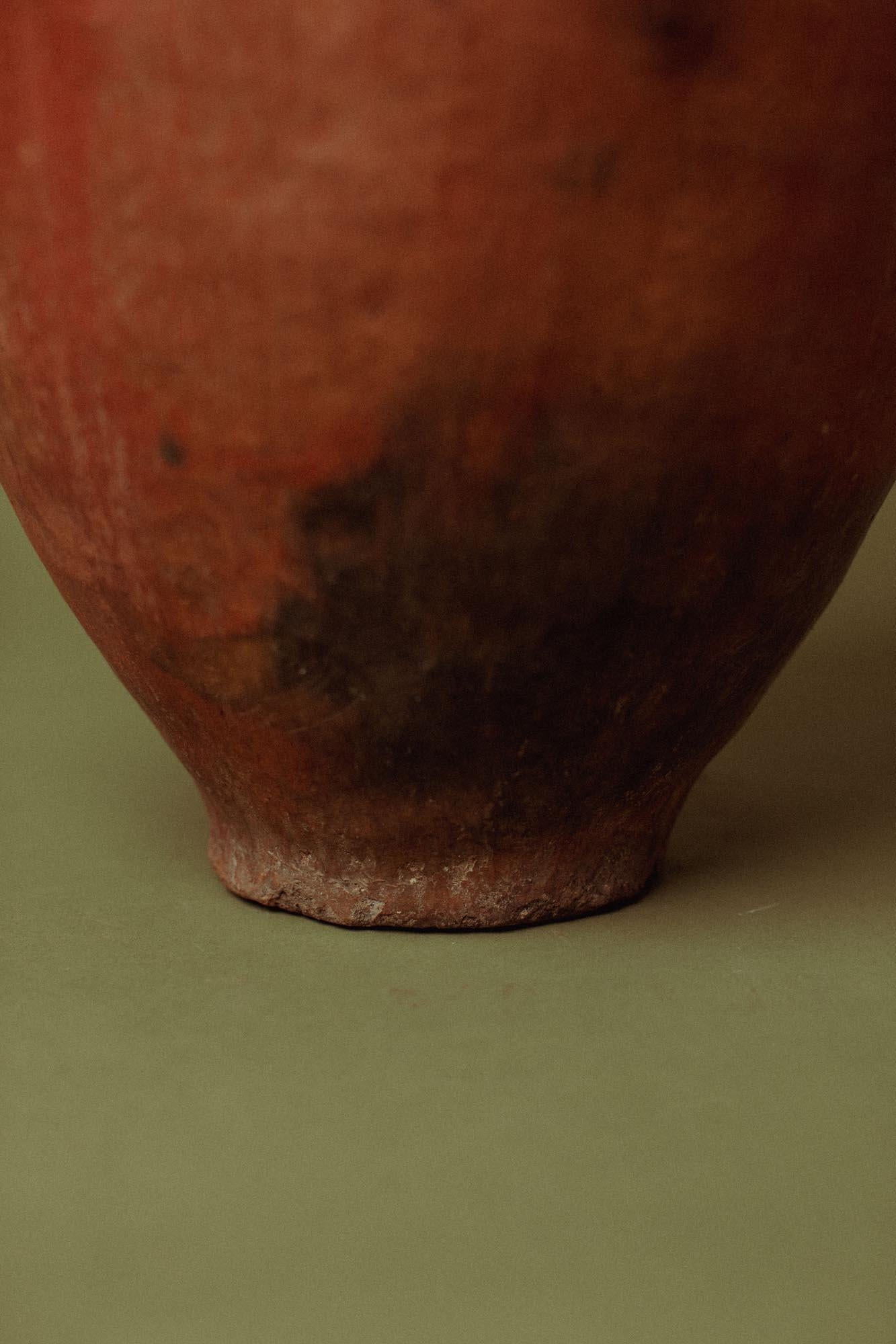 Jarre de stockage ancienne en terre cuite du 20e siècle, faïence turque en vente 1