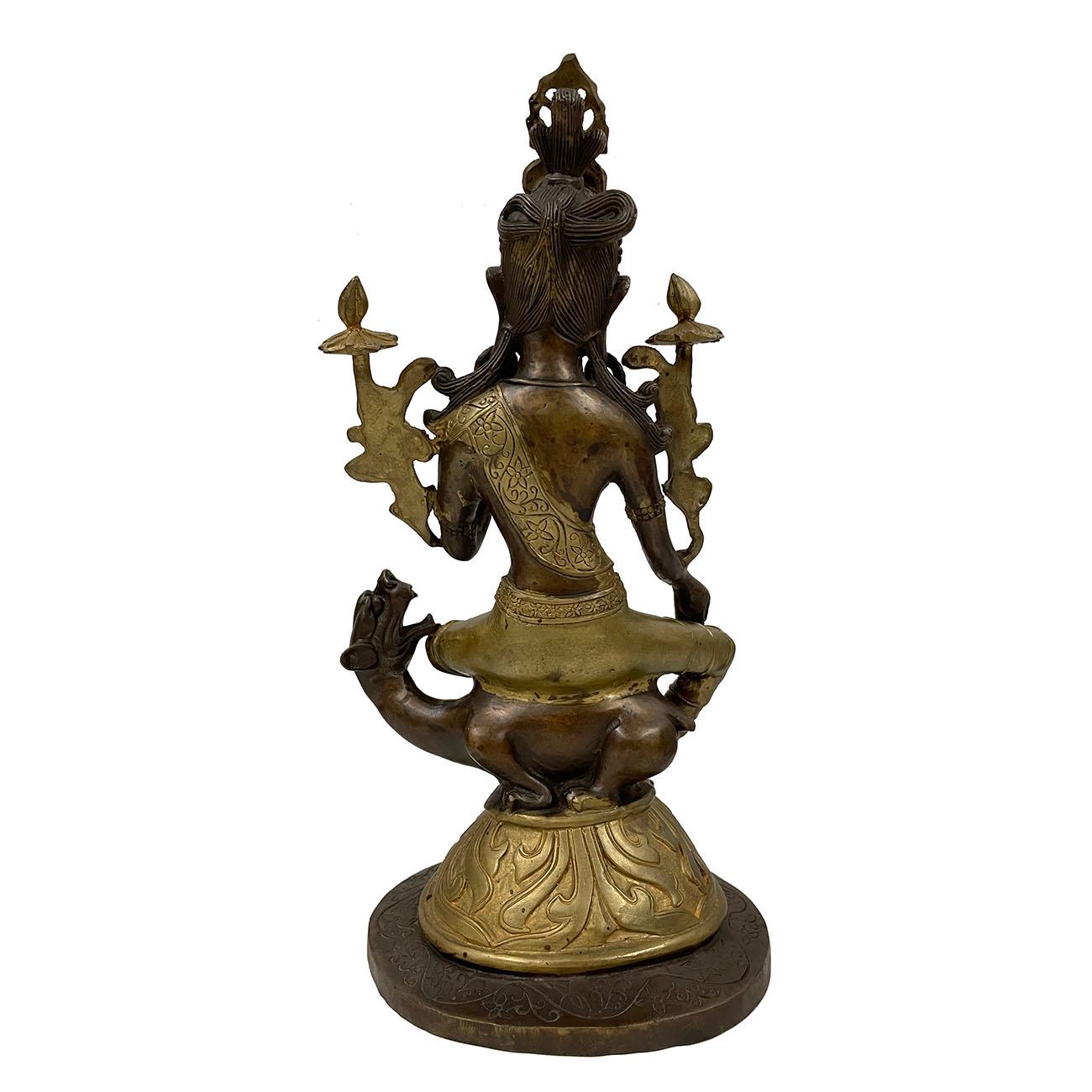 20th Century Antique Tibetan Bronze Bodhisattva Tara Statuary For Sale 7