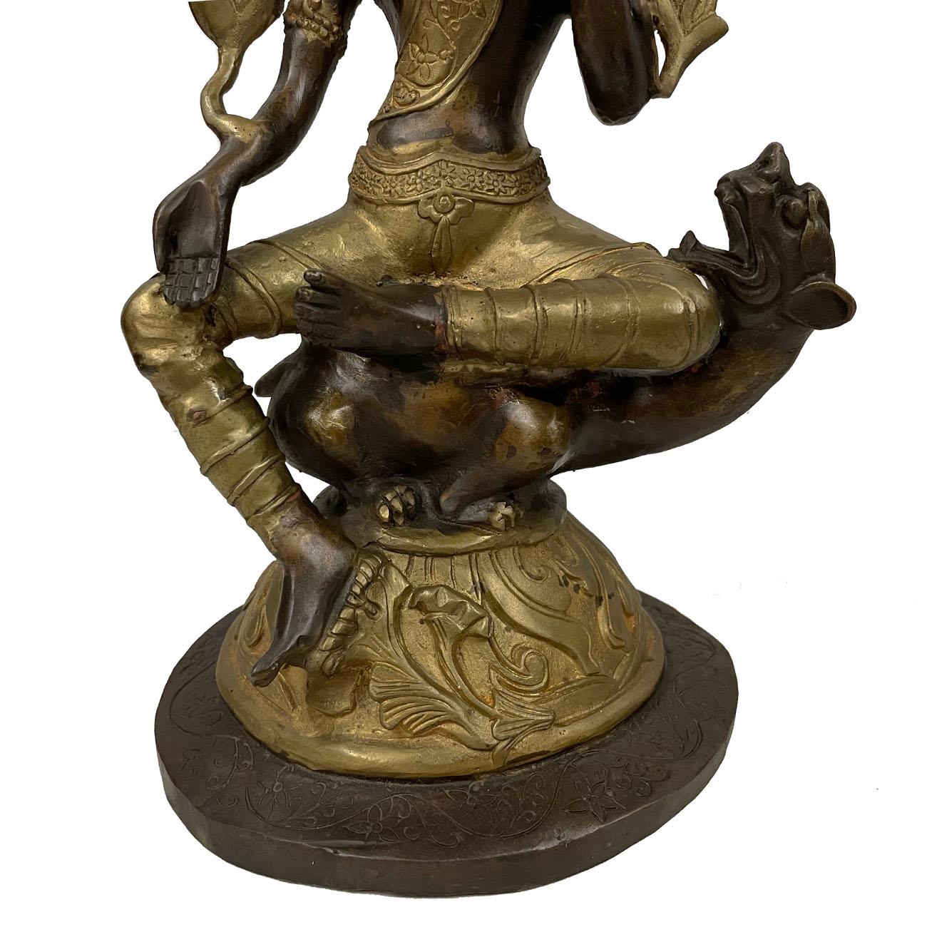 20th Century Antique Tibetan Bronze Bodhisattva Tara Statuary In Good Condition For Sale In Pomona, CA