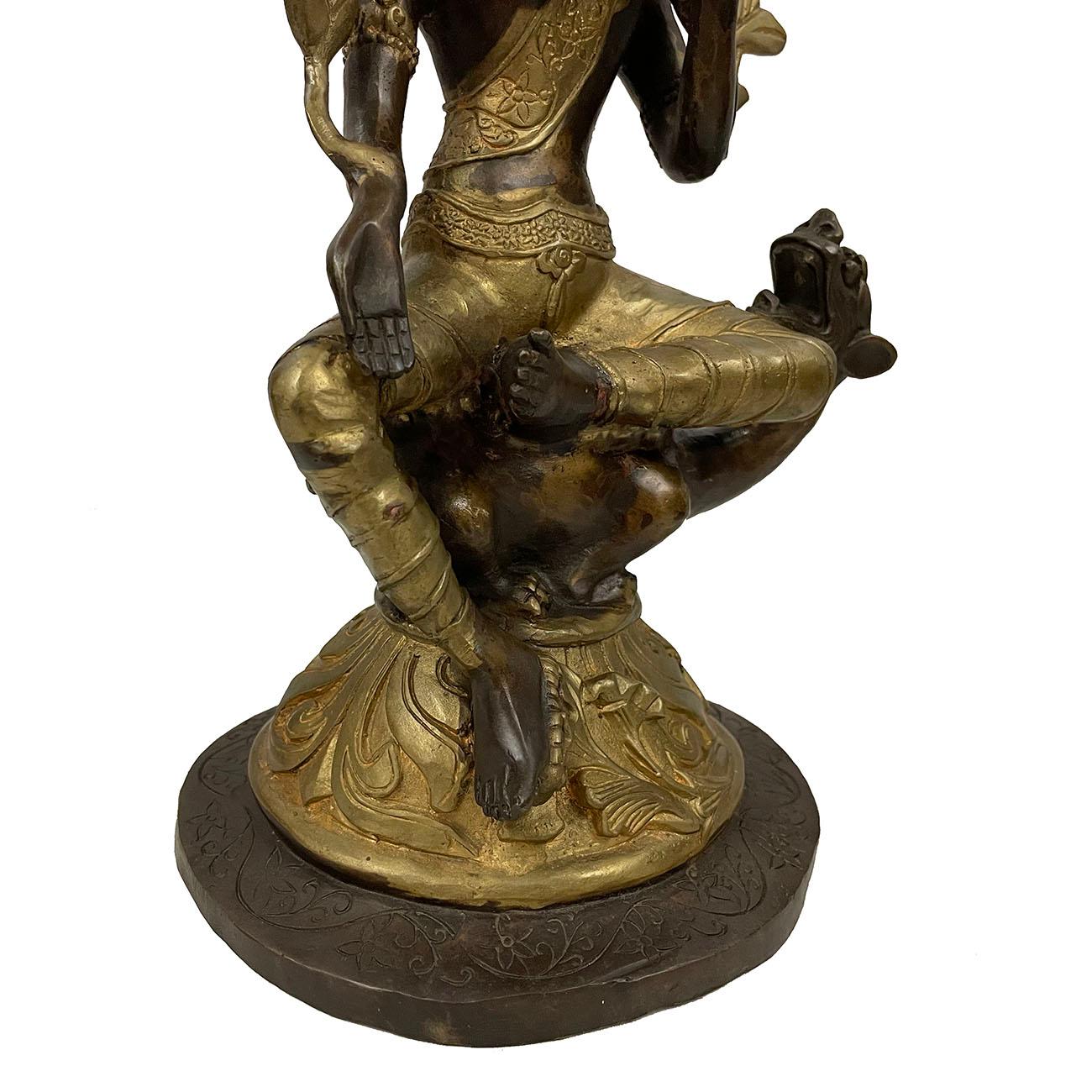 20th Century Antique Tibetan Bronze Bodhisattva Tara Statuary For Sale 6