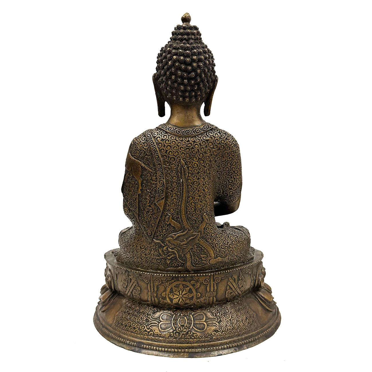 20th Century Antique Tibetan Carved Bronze Buddha Statue For Sale 6