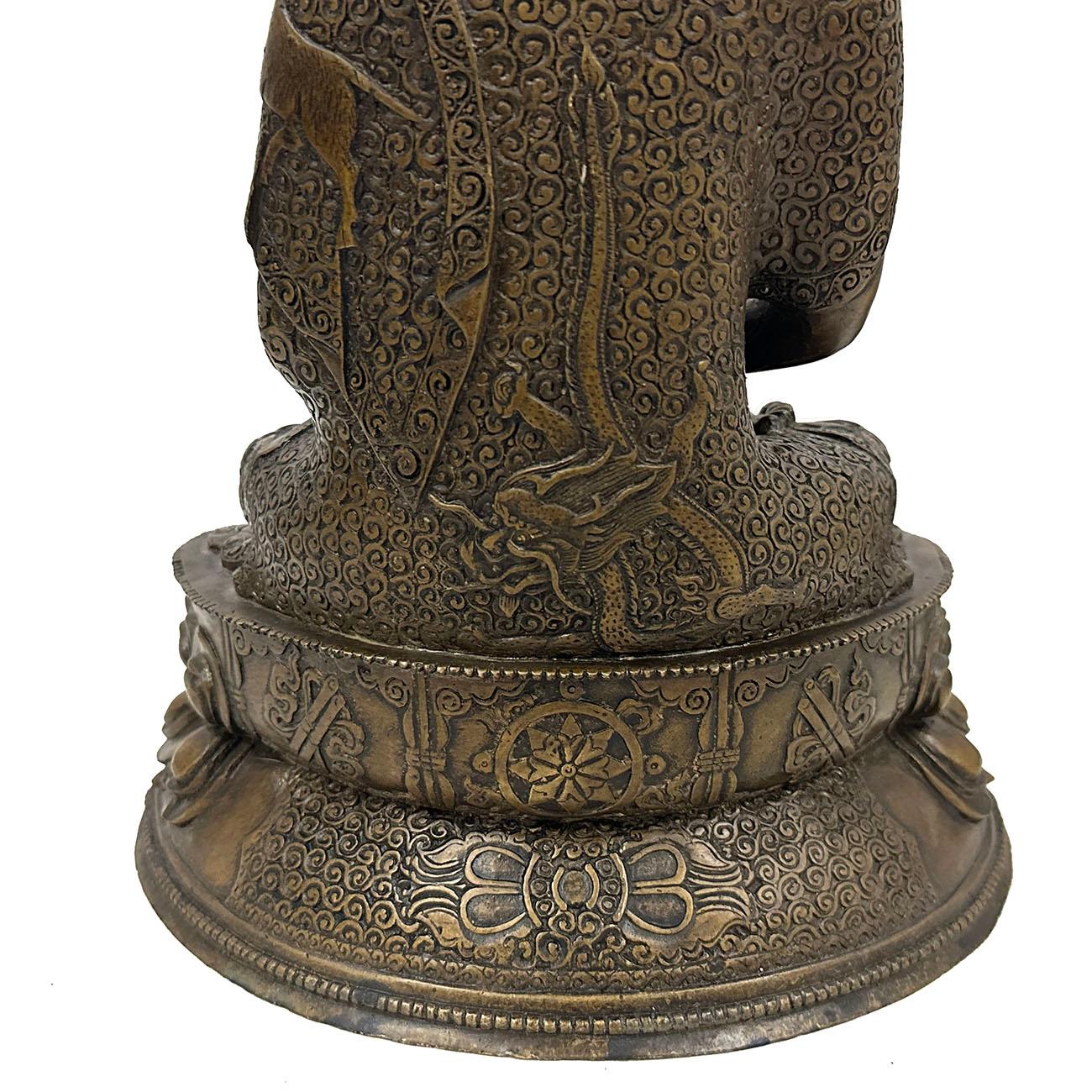 20th Century Antique Tibetan Carved Bronze Buddha Statue For Sale 8