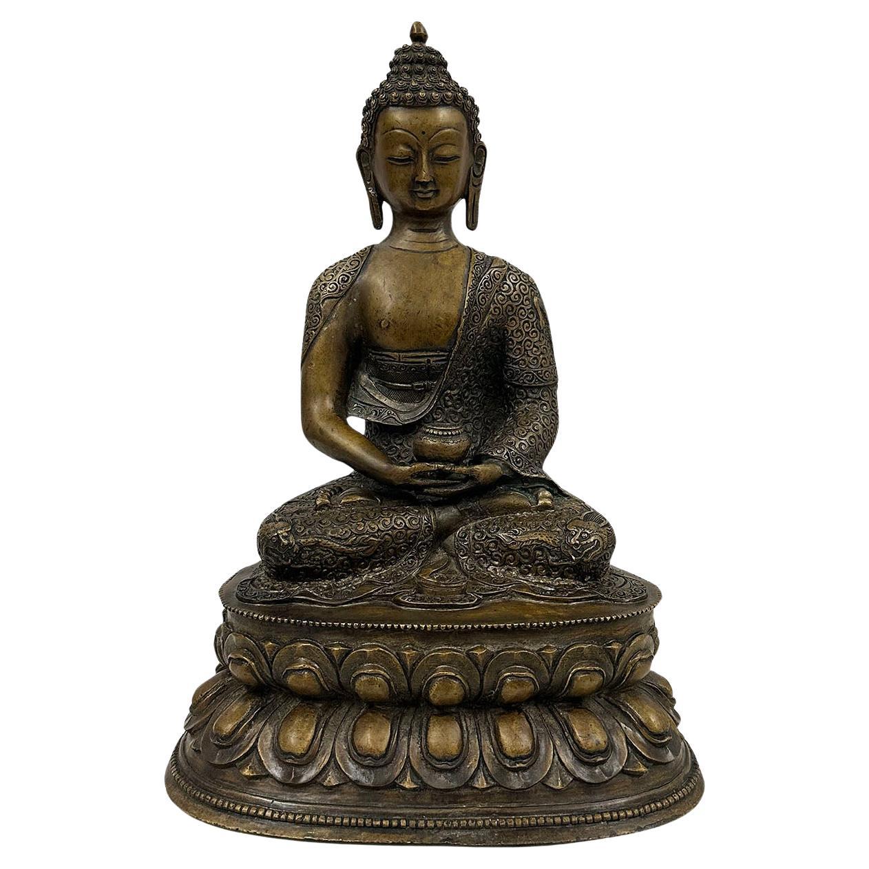 20th Century Antique Tibetan Carved Bronze Buddha Statue For Sale