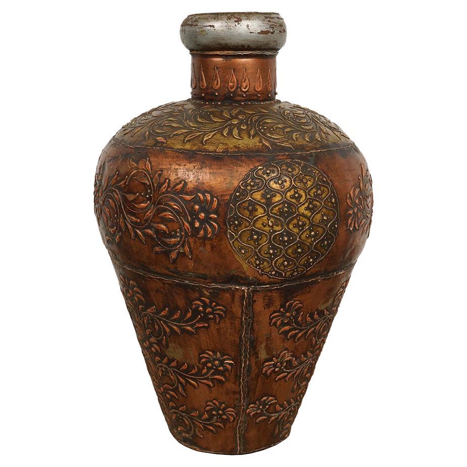 20th Century Antique Tibetan Handcraft Copper Tin Container For Sale