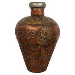 Récipient en cuivre et en étain du 20e siècle de l'artisanat tibétain ancien