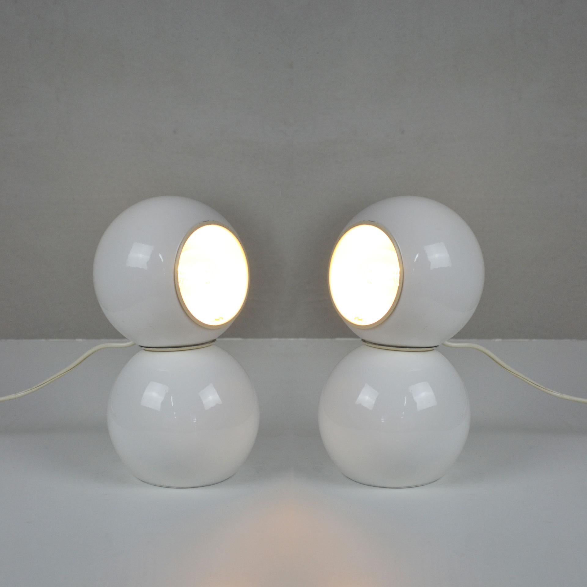Enameled 20th Century Antonio Macchi Cassia Pair of Table Lamps Model 541 for Arteluce