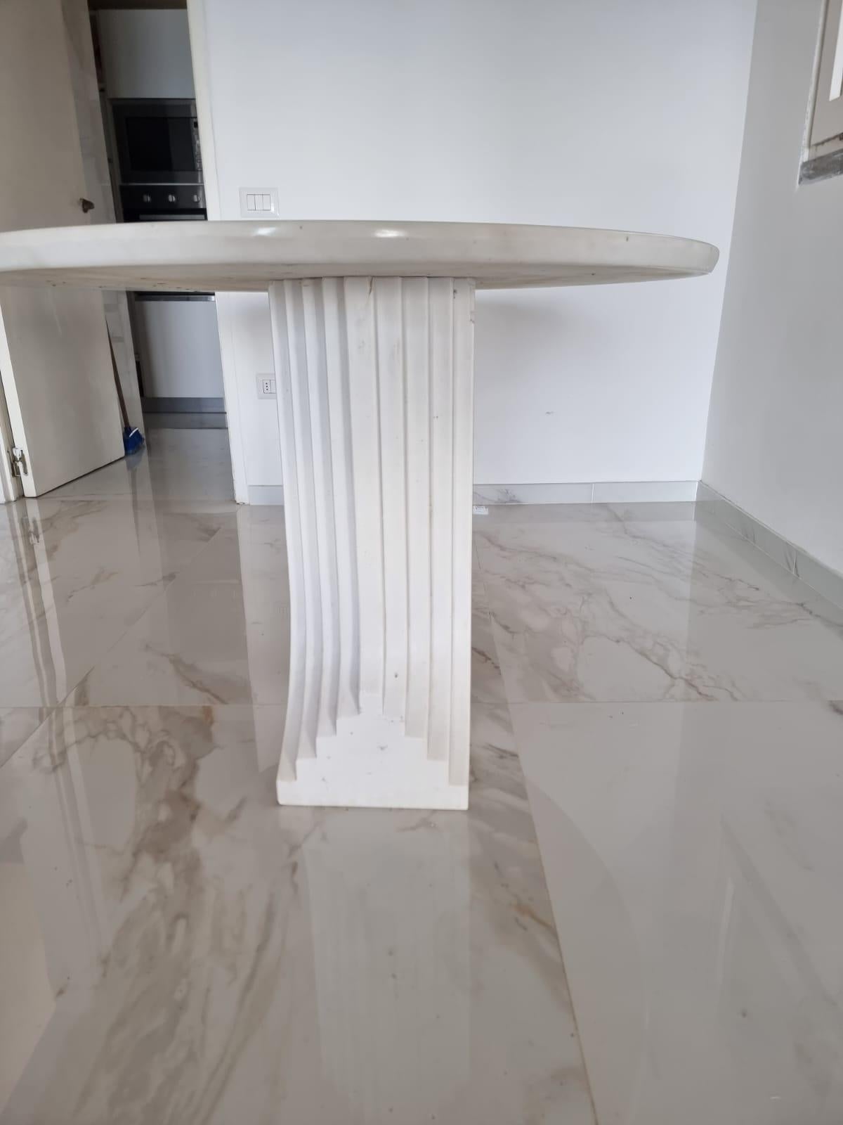 Samo Table 20th Century Samo Table in White Carrara Marble Designed by Carlo ...