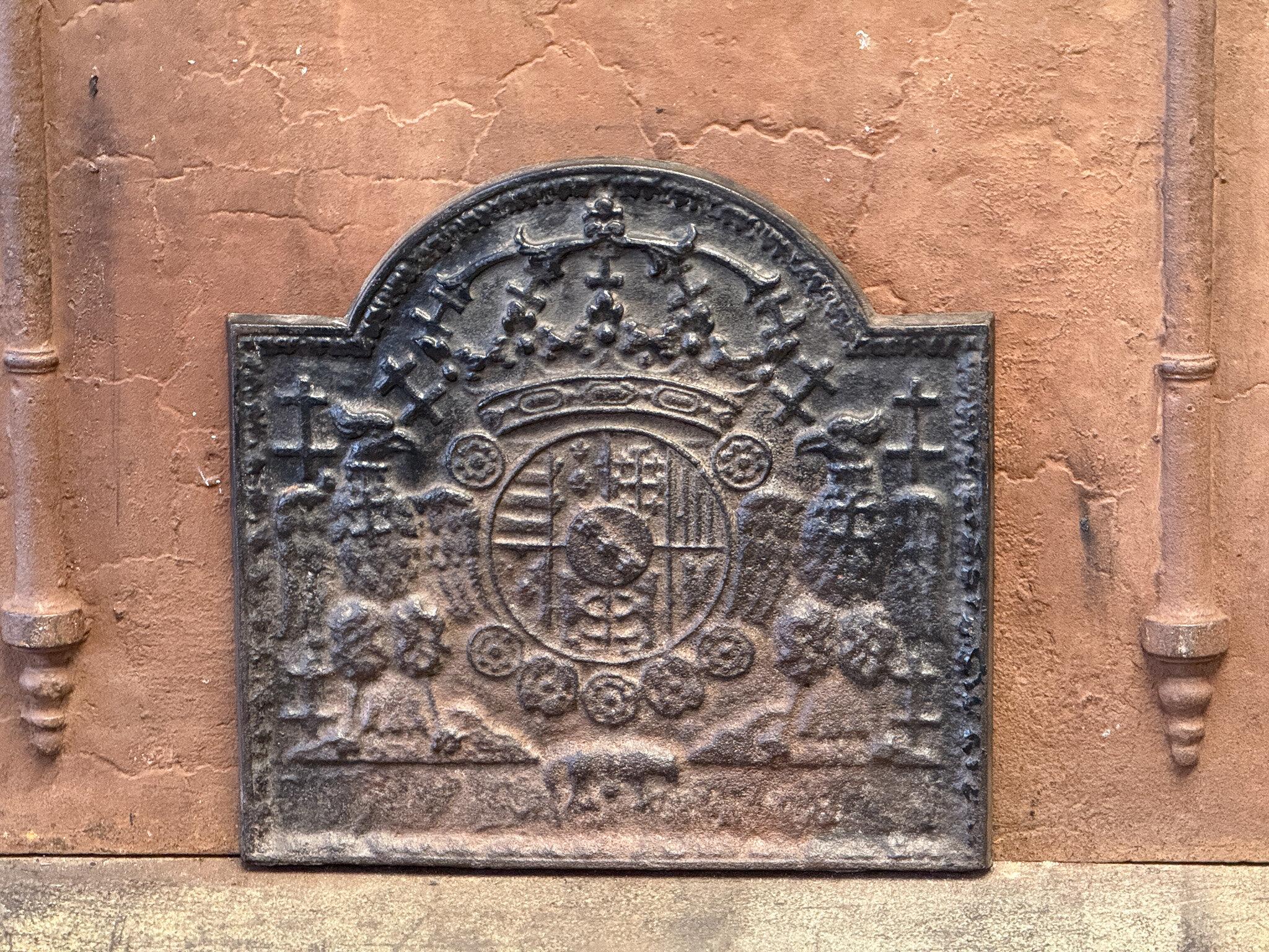 20th Century 'Arms of Loraine' Fireback / Backsplash, Louis XIV Style from France. This piece is a 20th Century product, crafted in the Louis XIV Style, showcasing the arms of Leopold I, Duke of Lorraine surrounded by a chain of the Golden Fleece.
