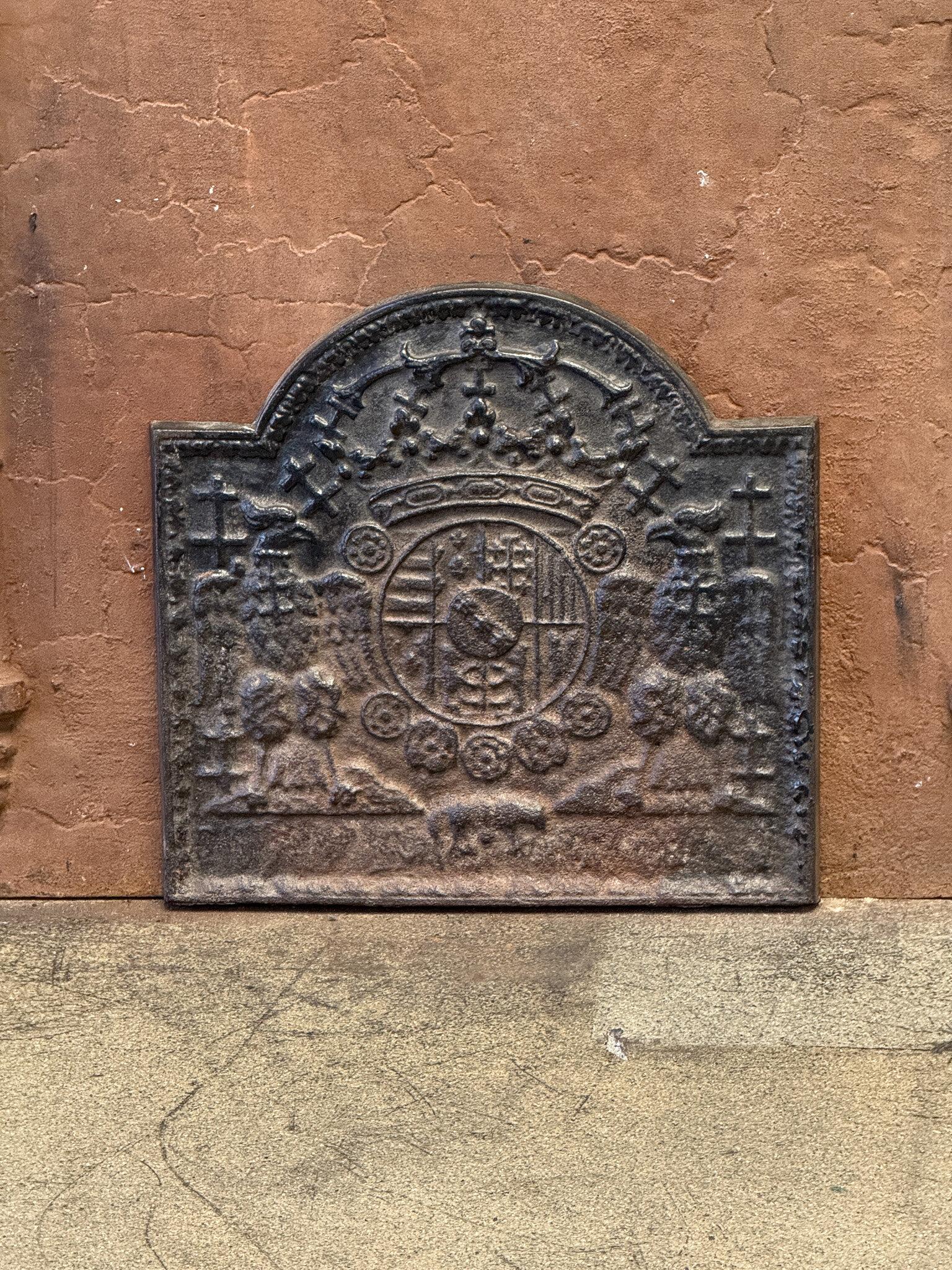 20th Century 'Arms of Loraine' Fireback / Backsplash, Louis XIV Style In Good Condition For Sale In Amerongen, Amerongen