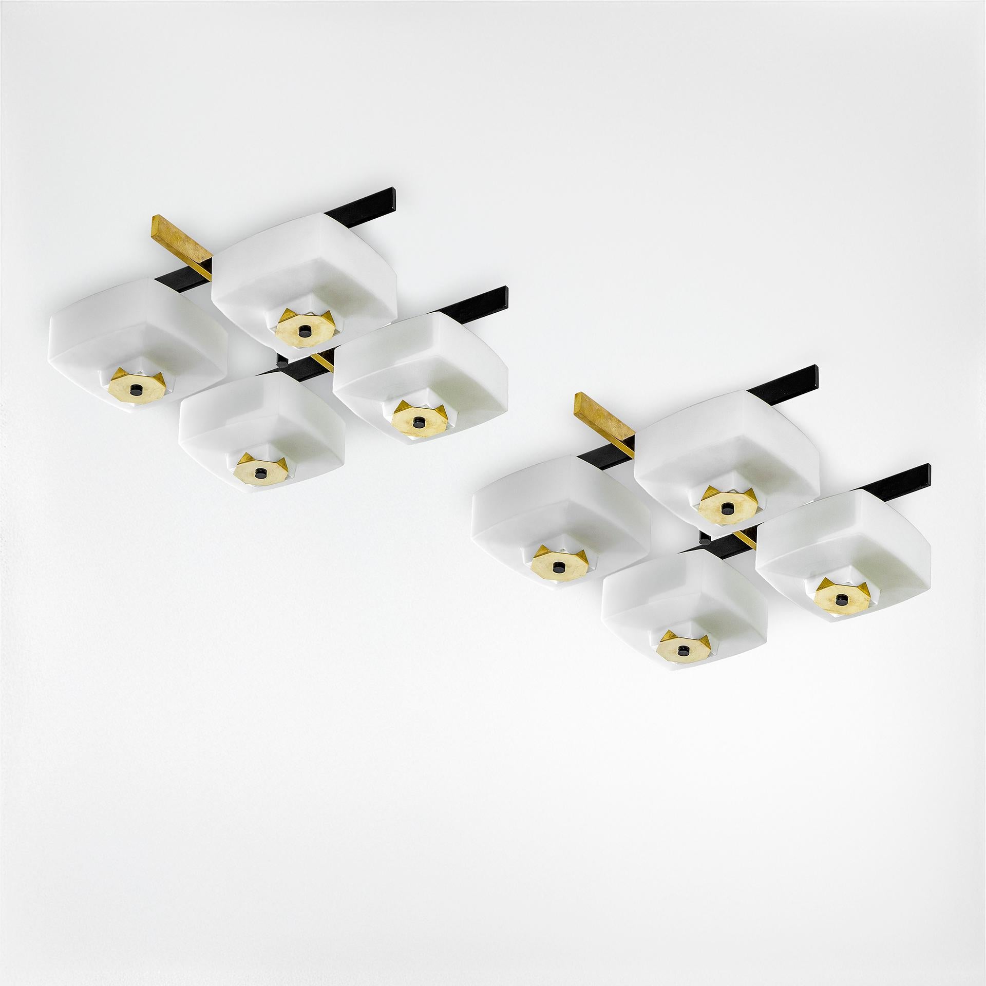 Angelo Lelii founded Arredoluce in Monza in 1943, specializing in the production of classic lamps. Driven by Lelii's creative impulse and avant-garde spirit, Arredoluce became a global leader in lighting design, an entrepreneurial reality halfway