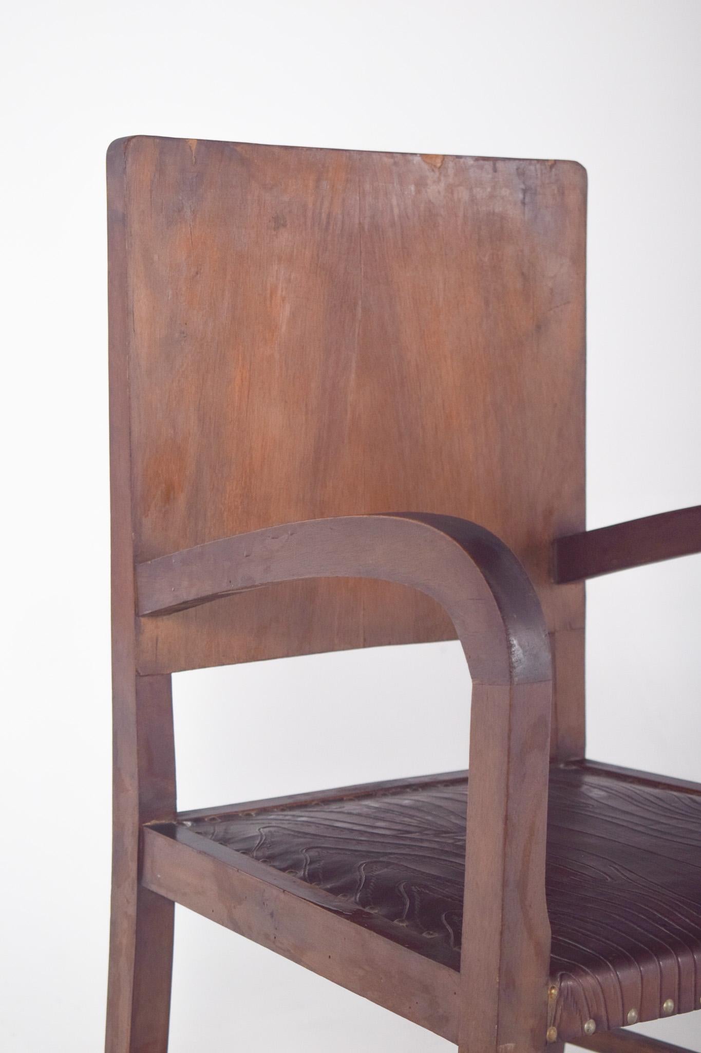 Fauteuil Art Déco du 20ème siècle État moyen - En vente à Lisboa, Lisboa