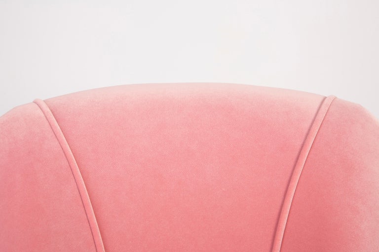 20th Century Art Deco Baby Pink Armchair, 1950s For Sale 4