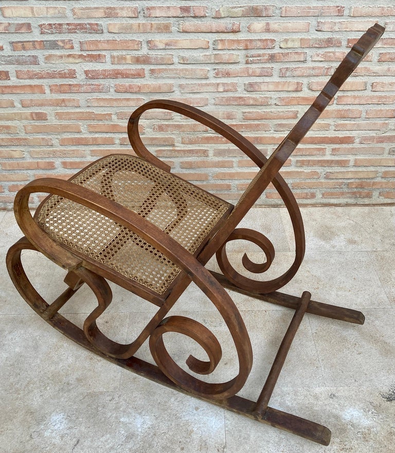 20th Century Art Deco Bentwood Rocking Chairs with Reed Seats, Set of 2 ...