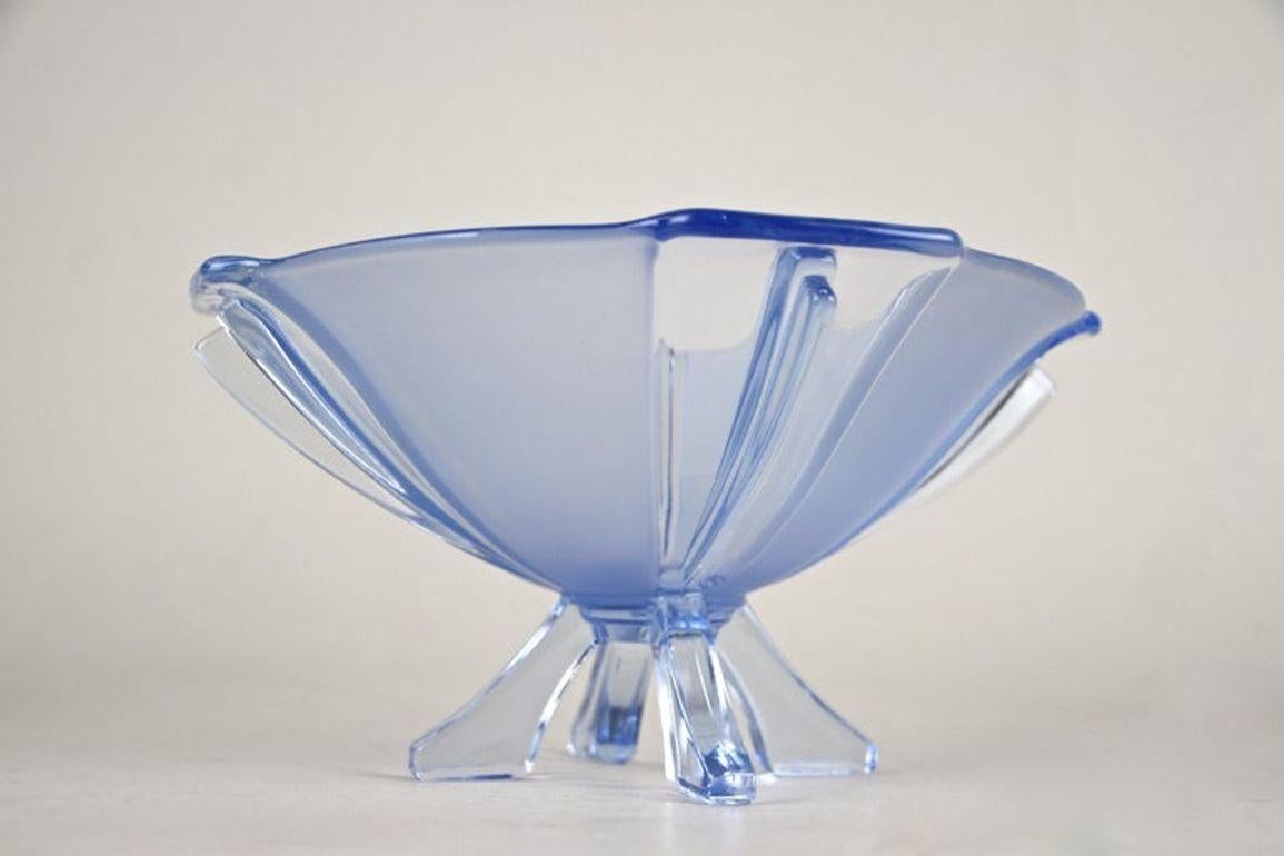Ciotola in vetro blu Art Deco del XX secolo, Austria, 1920 circa in vendita 2