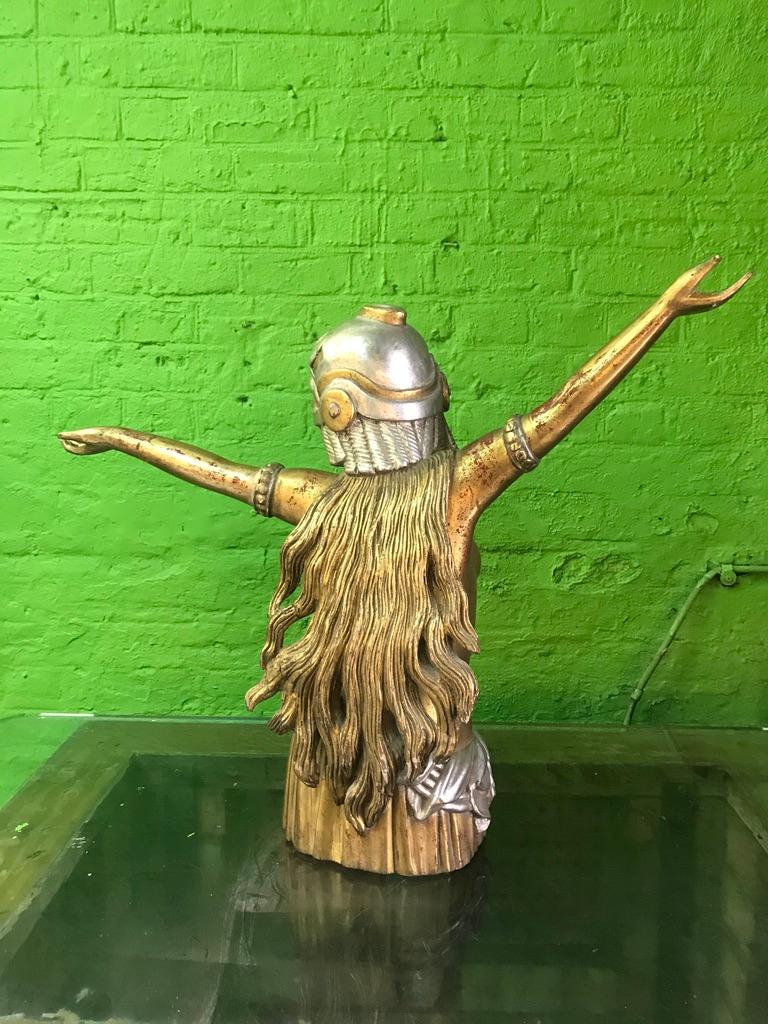 Figura in legno intagliato Art Carved del XX secolo in vendita 4