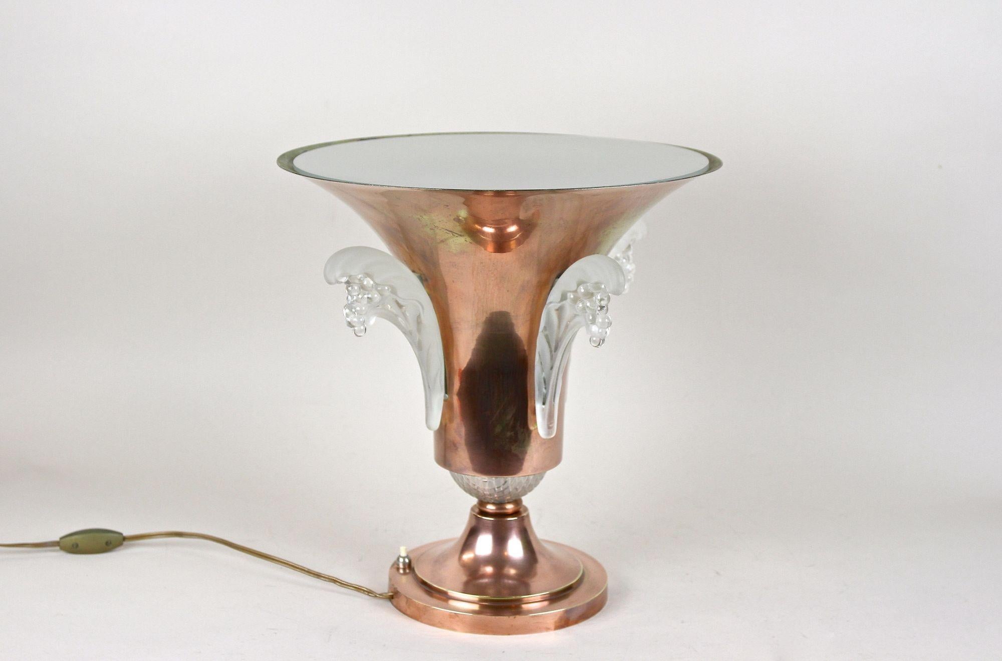 20th Century Art Deco Copper Table Lamp With Lalique Glass, France ca 1920 For Sale 9