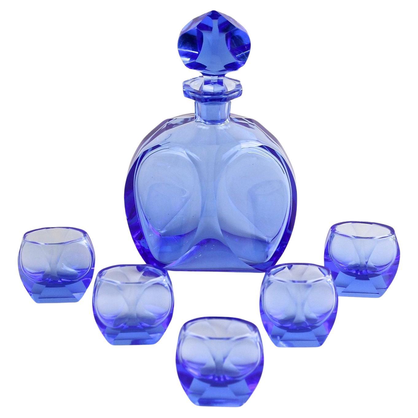 Set di decanter Art Deco del XX secolo con 5 bicchieri da shot, CZ 1920 ca.