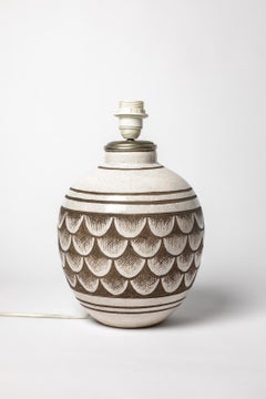 20th century art deco design white and black ceramic table lamp Kaza 1940 30 cm