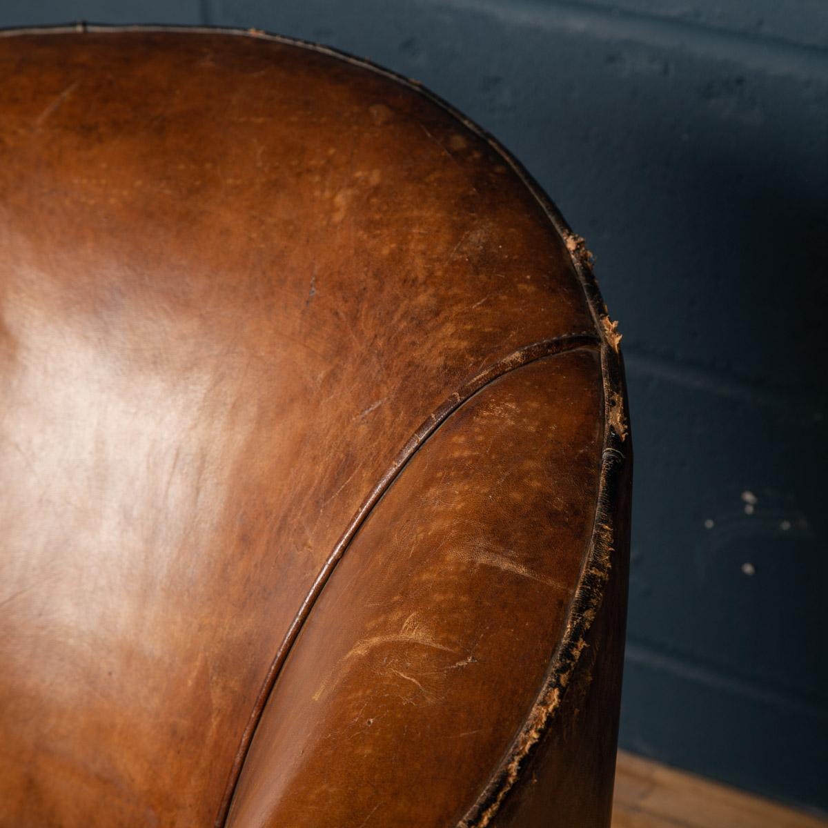 20th Century Art Deco Dutch Sheepskin Leather Tub Chair 6
