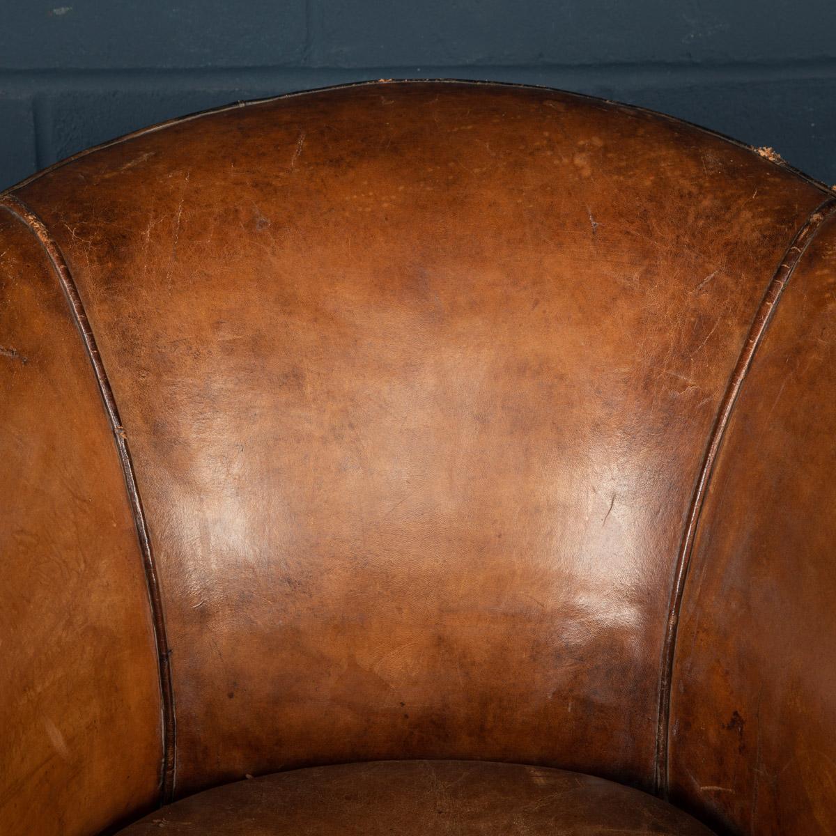 20th Century Art Deco Dutch Sheepskin Leather Tub Chair 8