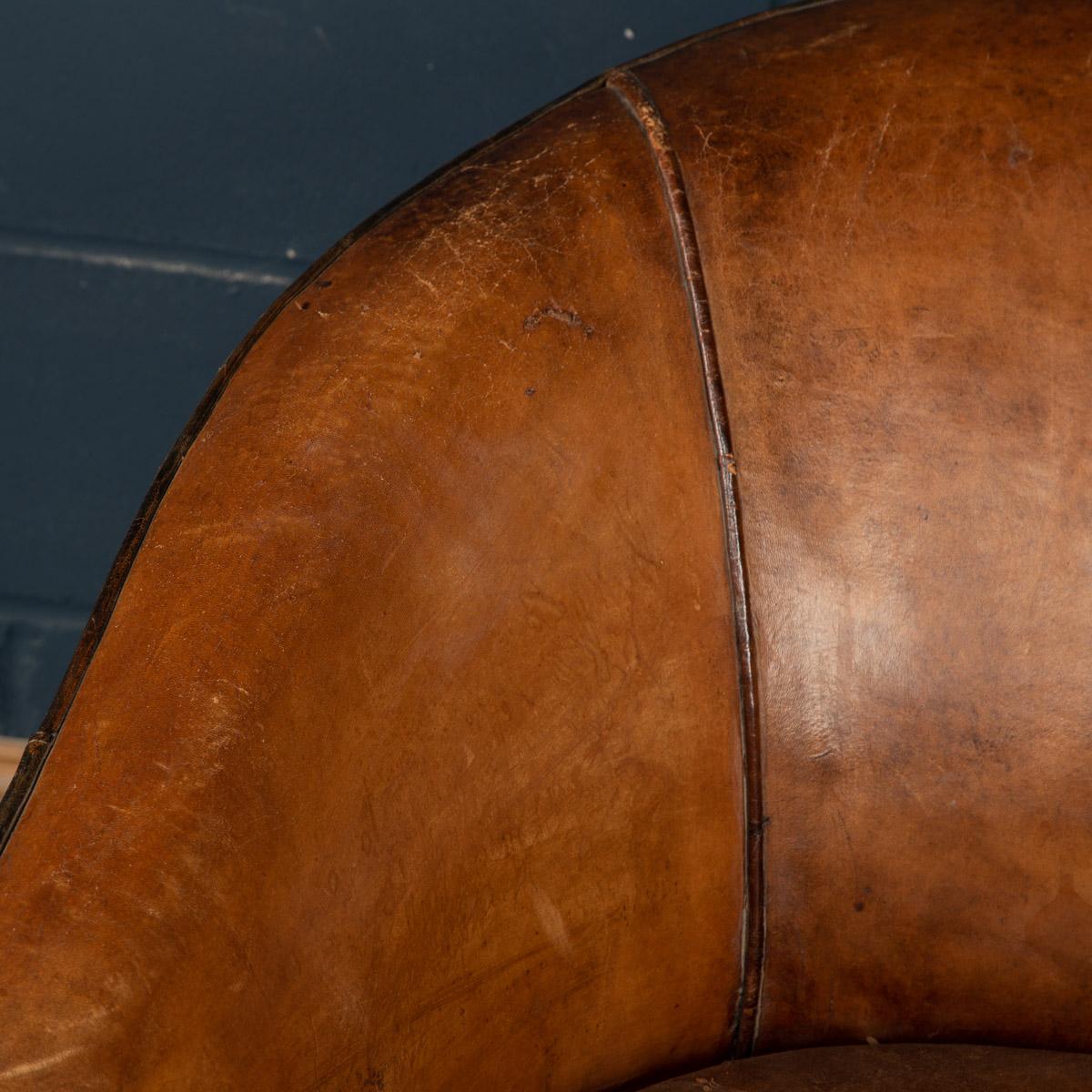 20th Century Art Deco Dutch Sheepskin Leather Tub Chair 10