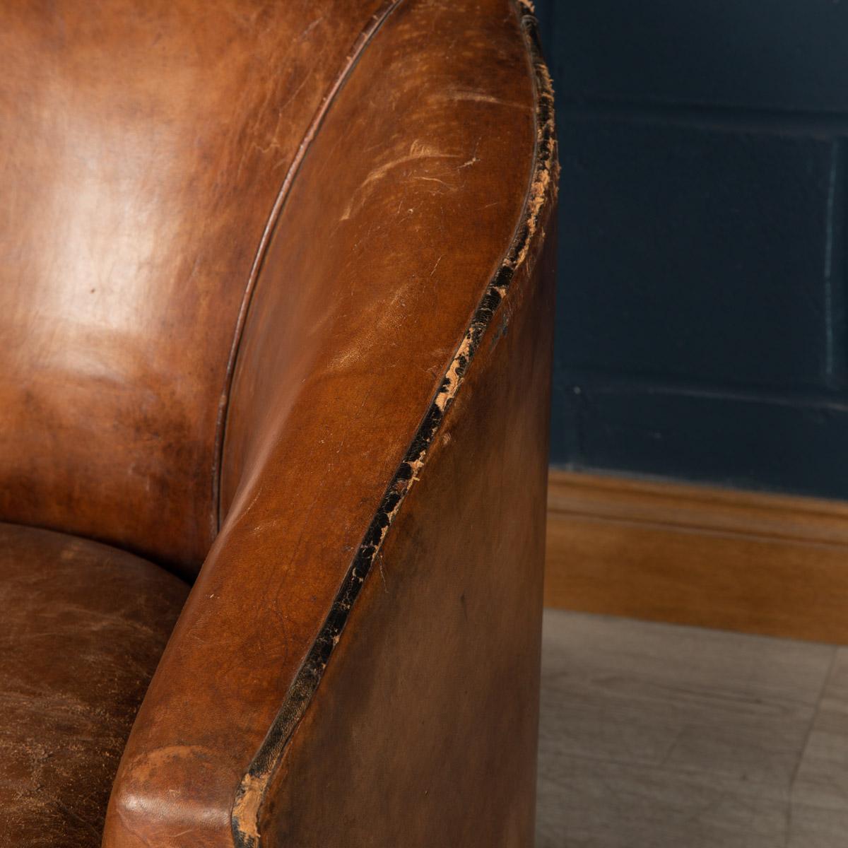 20th Century Art Deco Dutch Sheepskin Leather Tub Chair 4