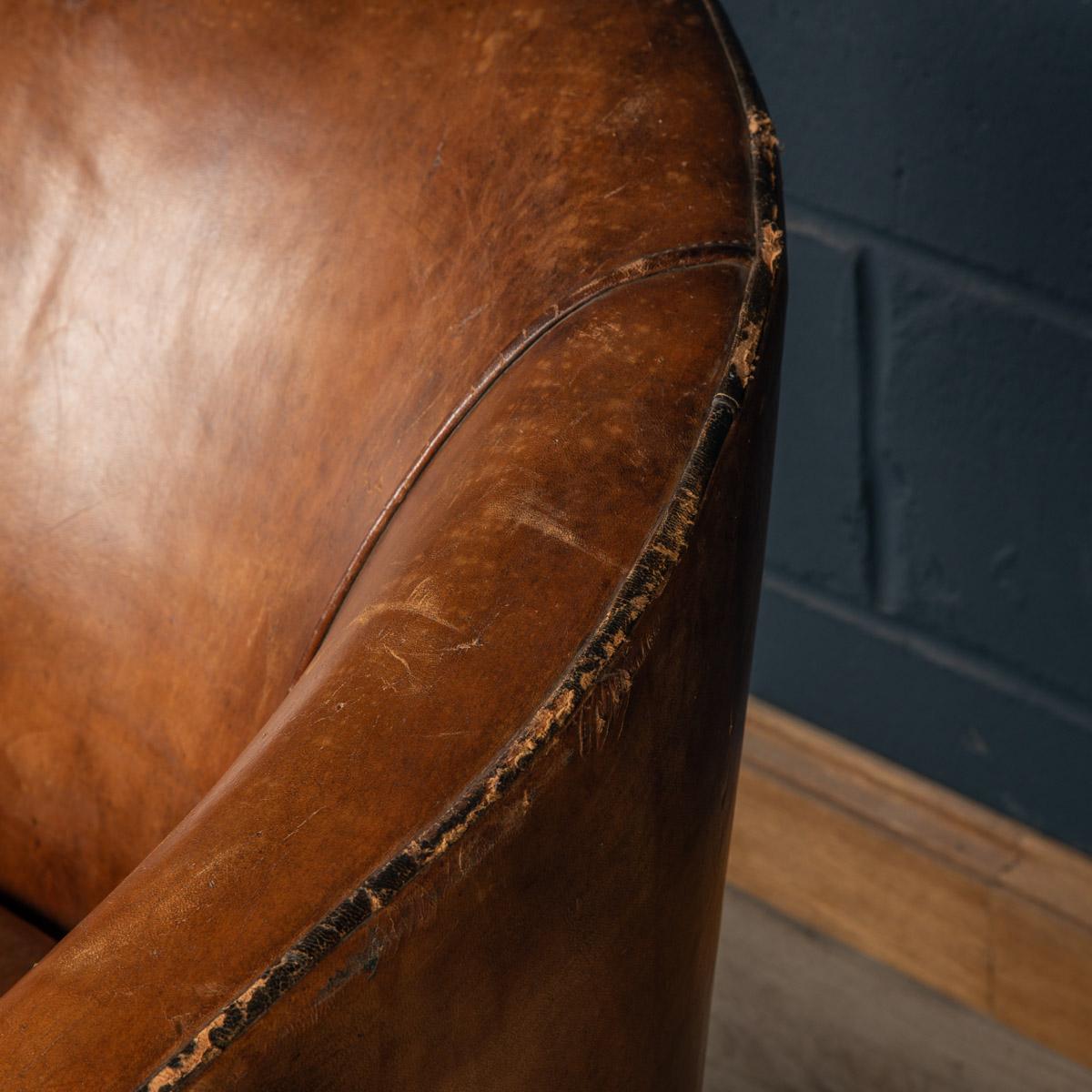 20th Century Art Deco Dutch Sheepskin Leather Tub Chair 5