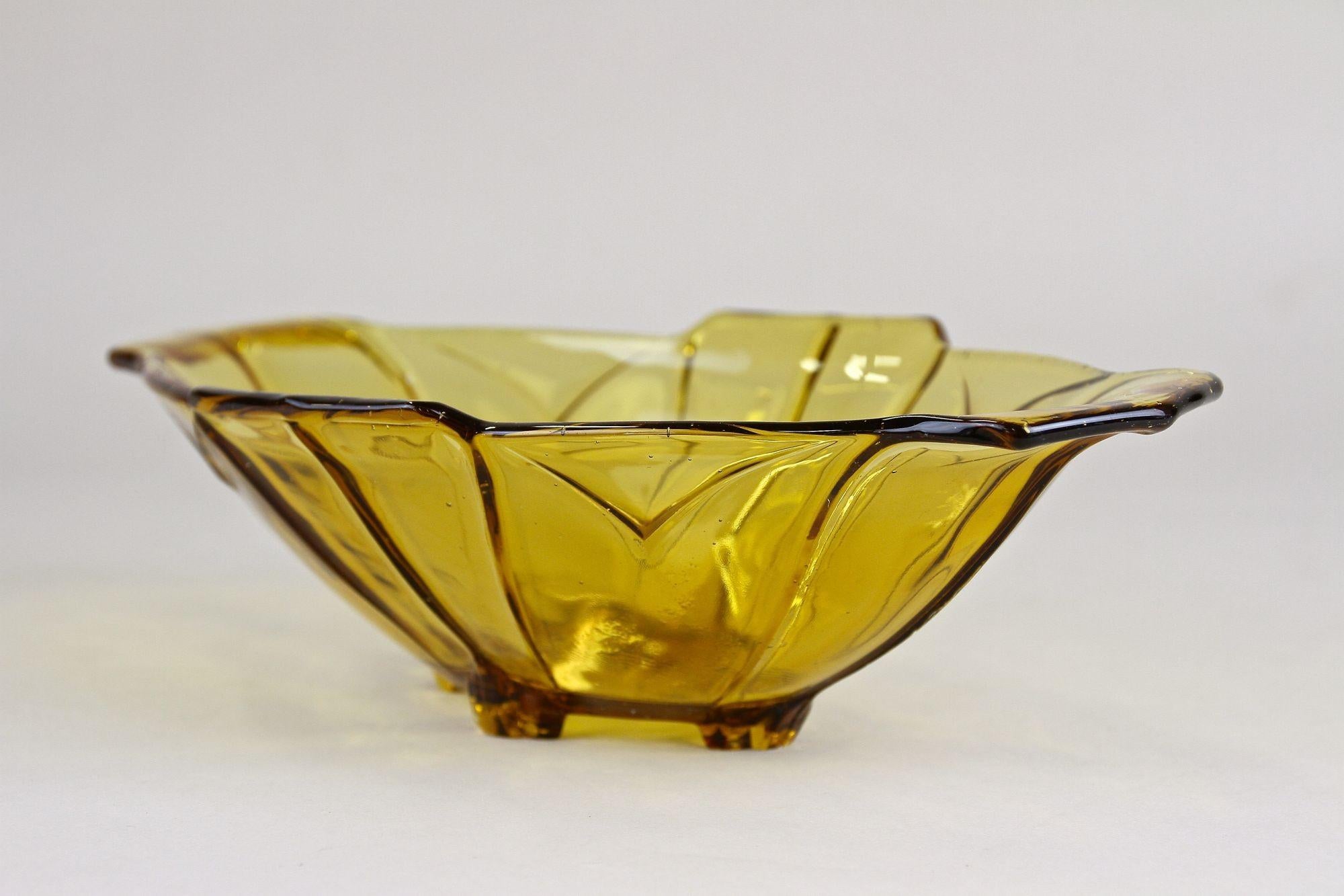 20th Century Art Deco Glass Bowl/ Jardiniere Amber Colored, Austria, circa 1920 For Sale 9