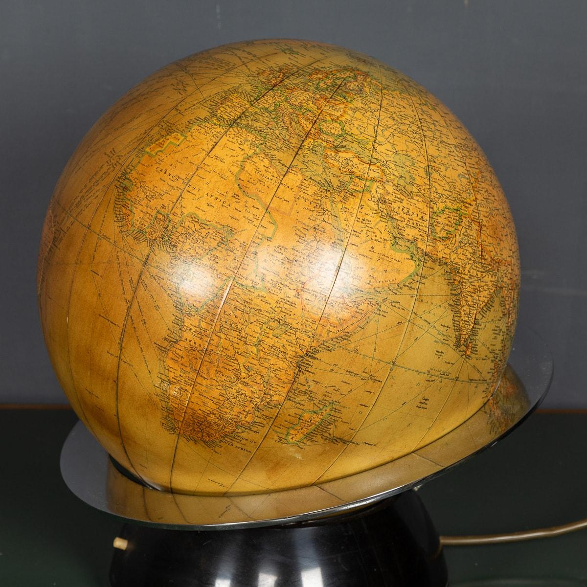 20th Century Art Deco Glass Globe Lamp c.1930 4
