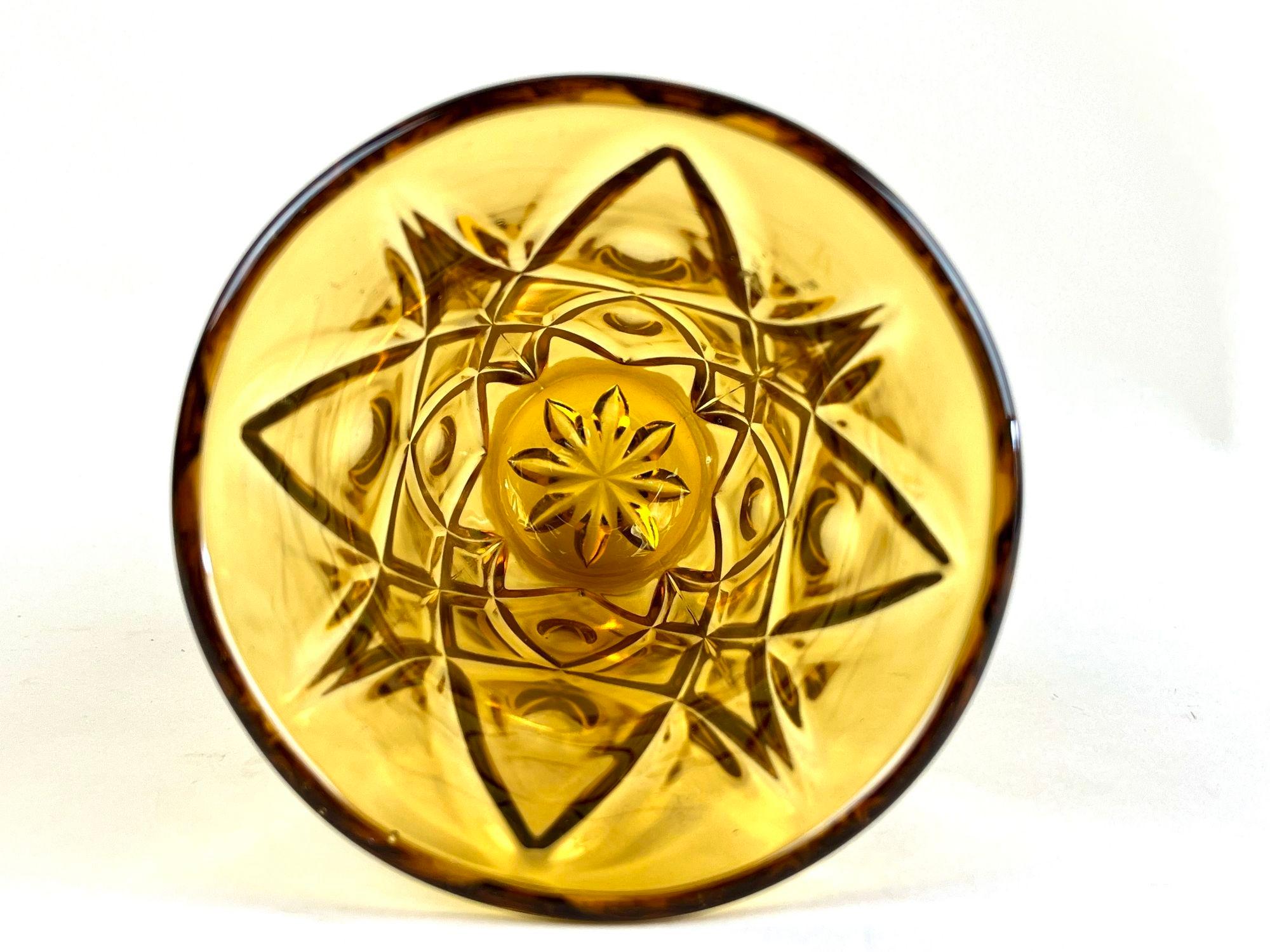Vaso in vetro Art Deco del XX secolo, color ambra - Austria circa 1920 in vendita 6