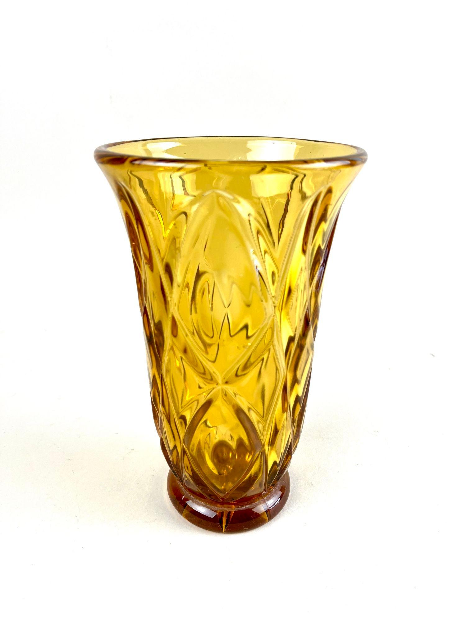 Art Déco Vaso in vetro Art Deco del XX secolo, color ambra - Austria circa 1920 in vendita