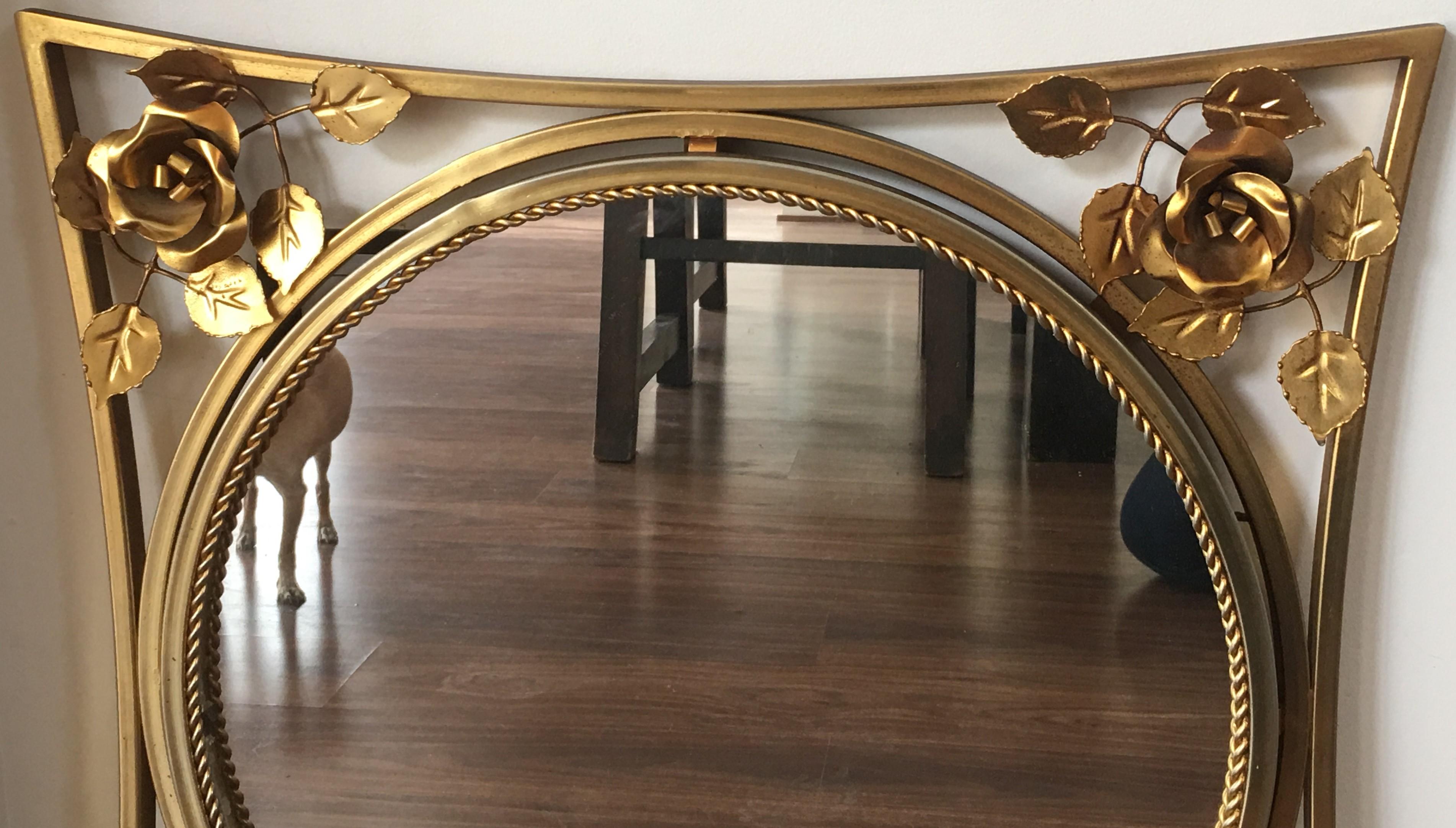 Italian 20th Century Art Decó Gold Gilt Metal Mirror with Beautiful Corners Fleurs