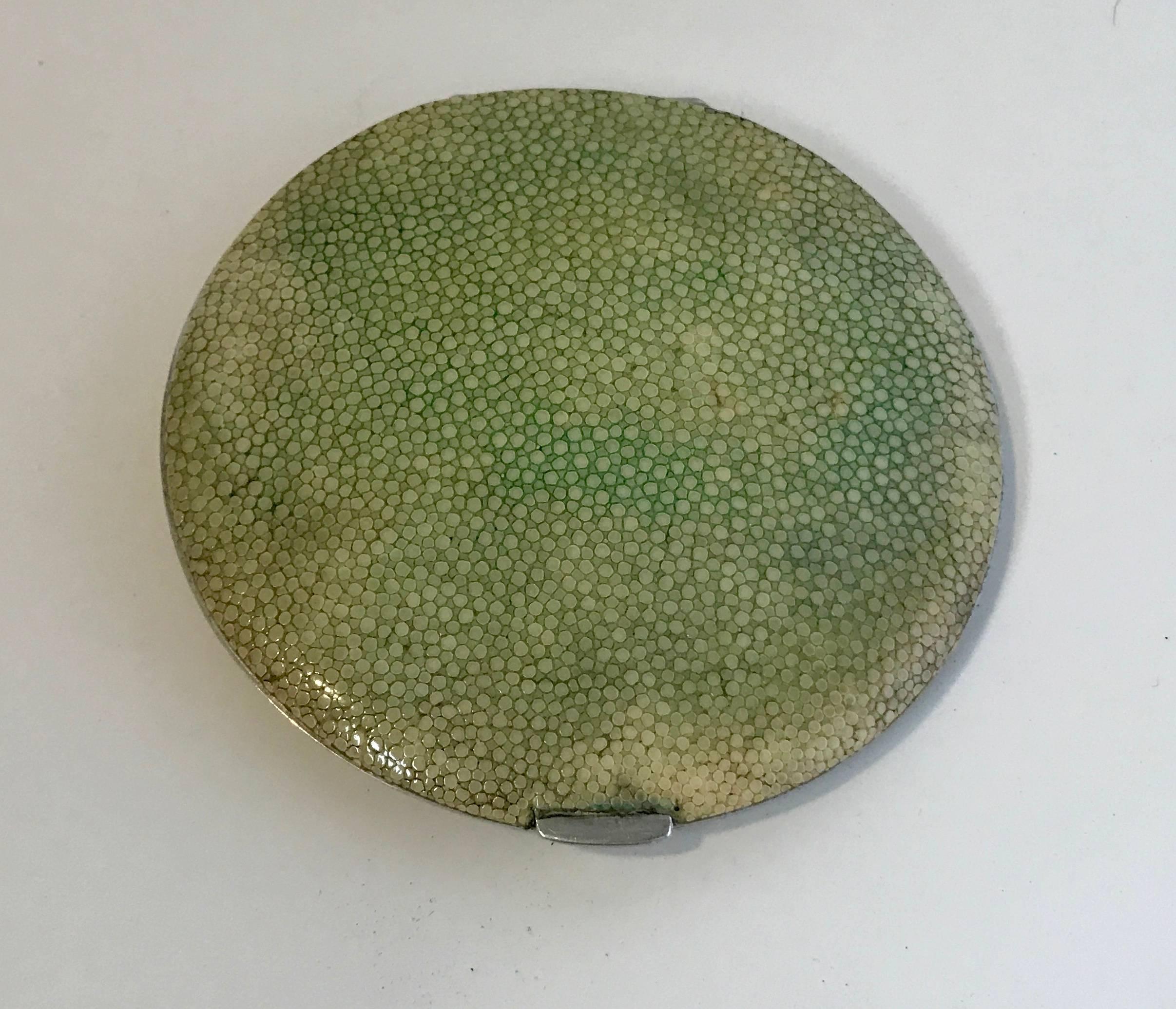 English 20th Century Art Deco Green Shagreen Compact For Sale