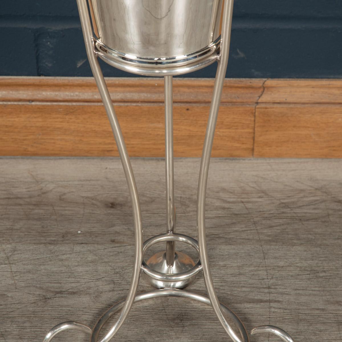 20th Century Art Deco Ice Bucket on Stand by Elkington & Co 2