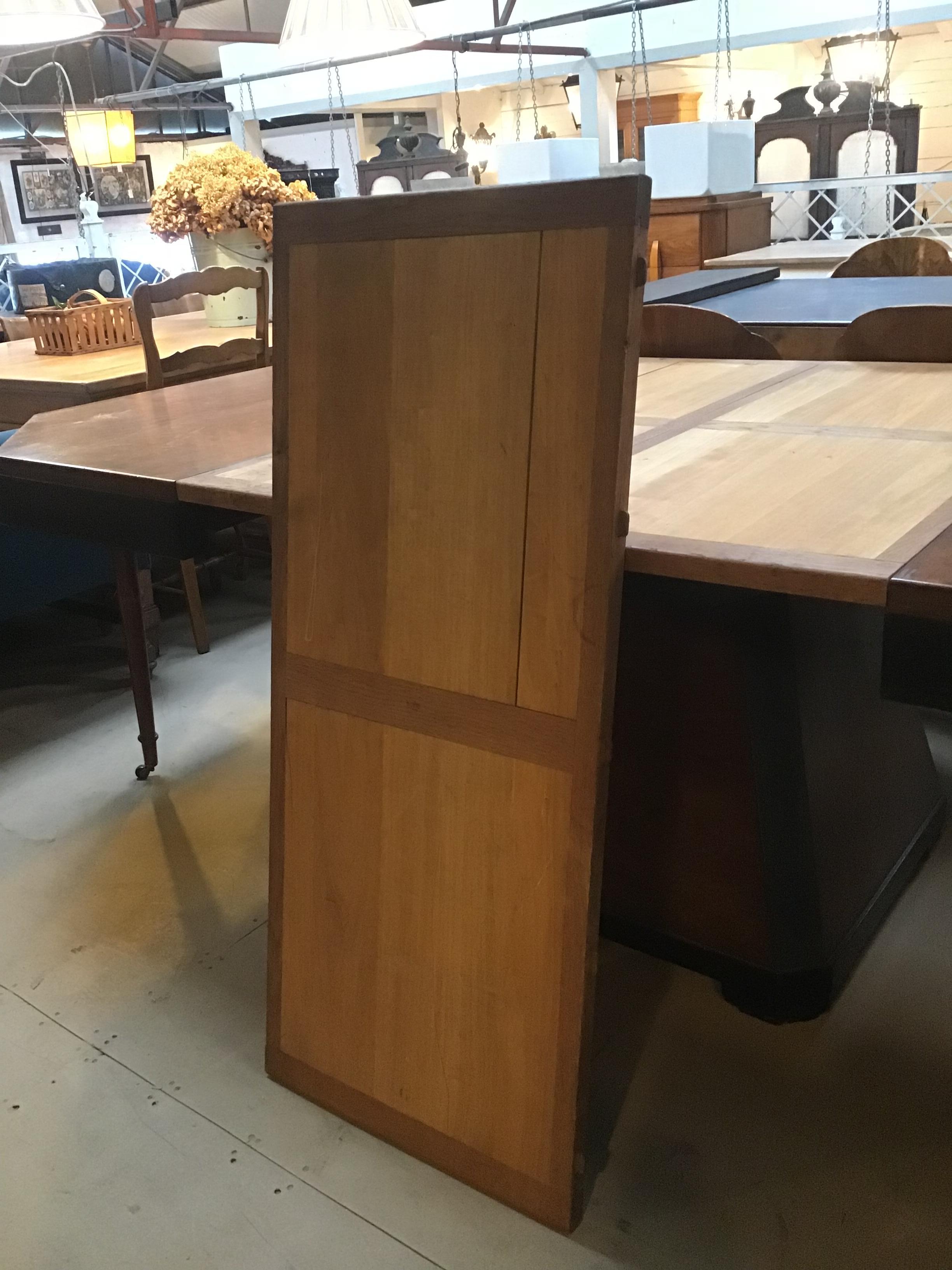 Mid-20th Century 20th Century Art Deco Italian Mahogany Wood Extendible Table from 1950s For Sale