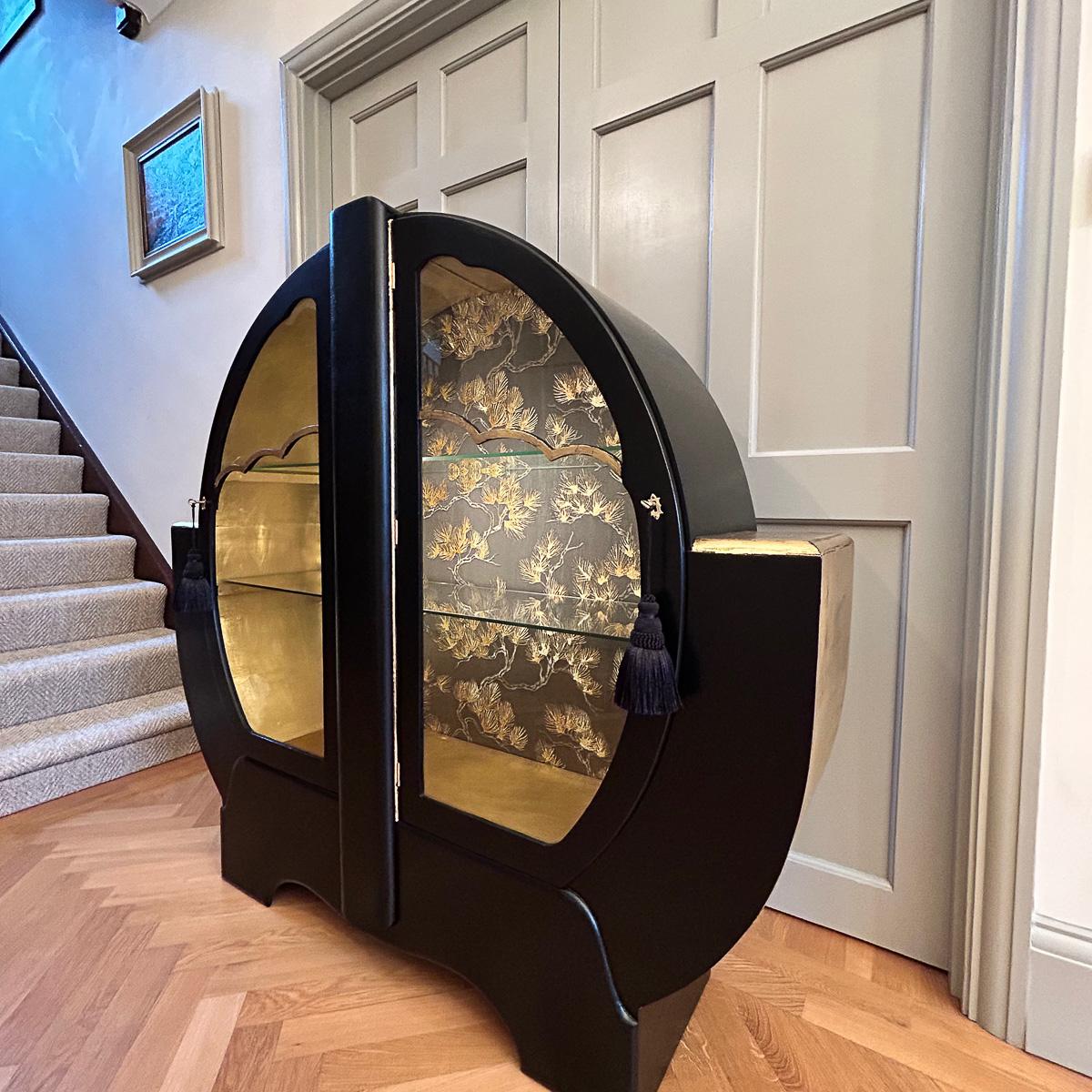 20th Century Art Deco Japanese Style Pinewood Circular Cocktail Cabinet 2