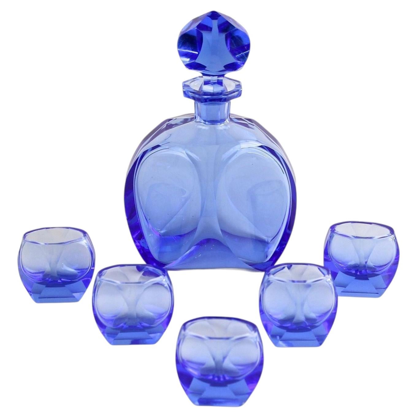 20th Century Art Deco Liquor Set - Decanter With 5 Shot Glasses, CZ circa 1920