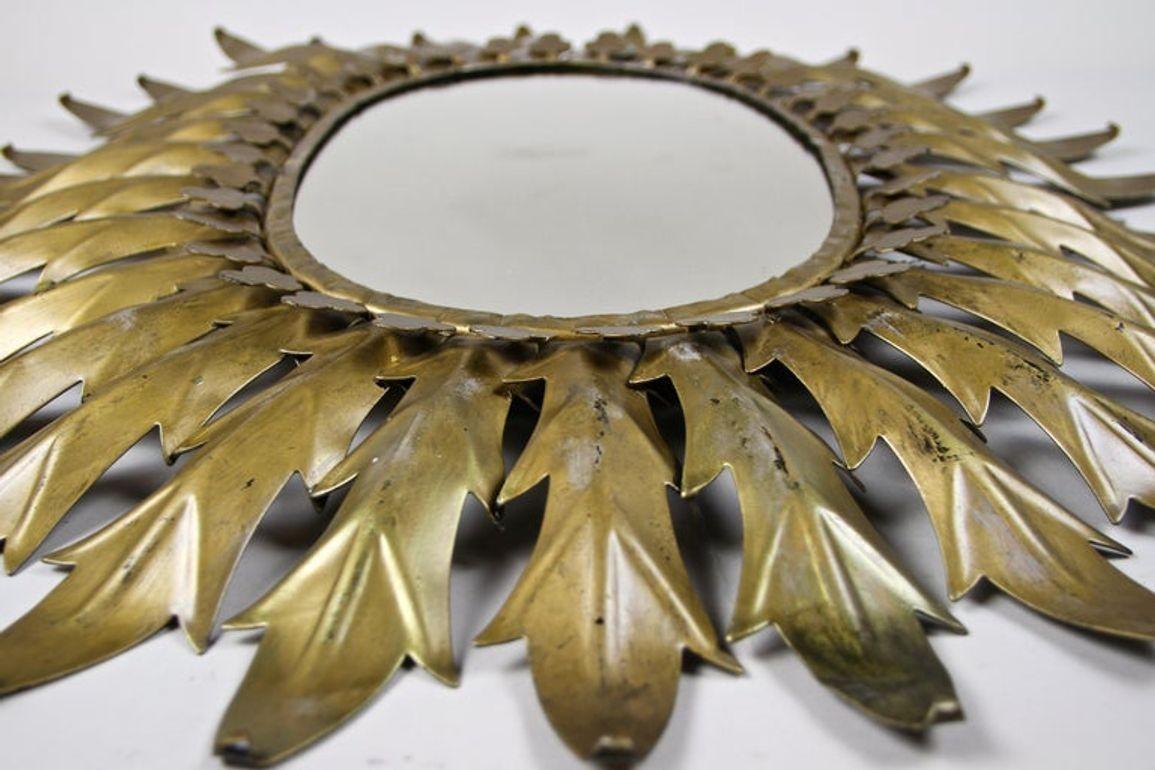 20th Century Art Deco Oval Sunburst Wall Mirror, France circa 1920 For Sale 6
