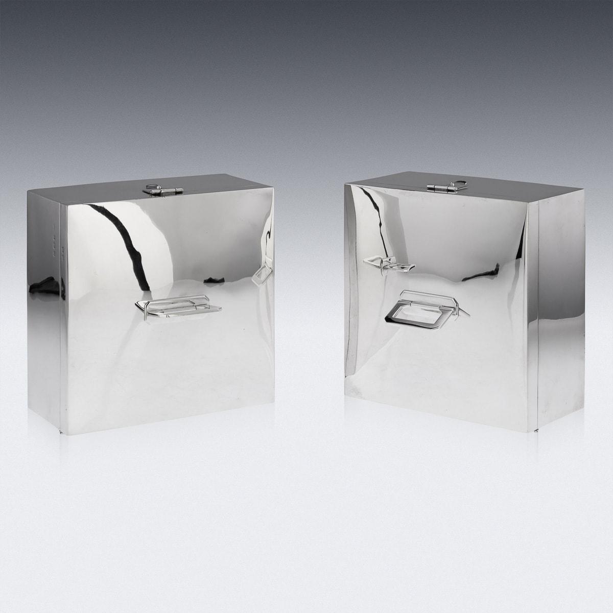 20th Century Art Deco Pair Of Solid Silver Cigar Boxes, Asprey & Co, c.1936 For Sale 3