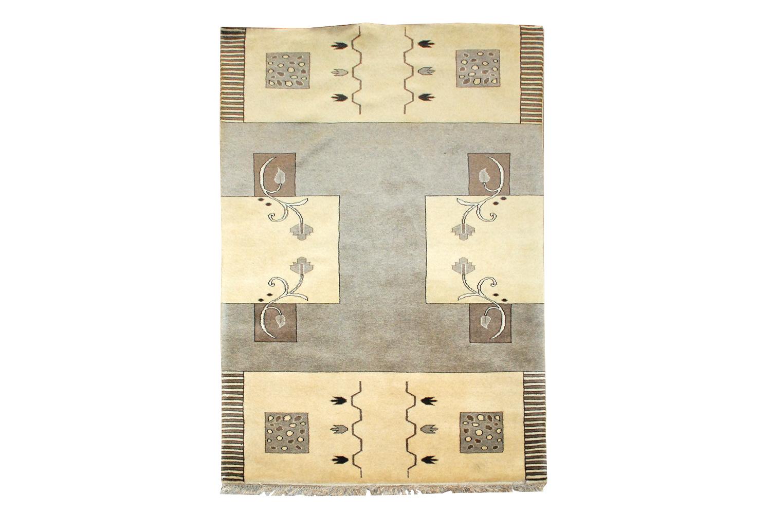 Vintage Art Deco style Peking rug. Symmetrical design in neutral tones and plush, lofty weave. Measures: 2.5 x 4.