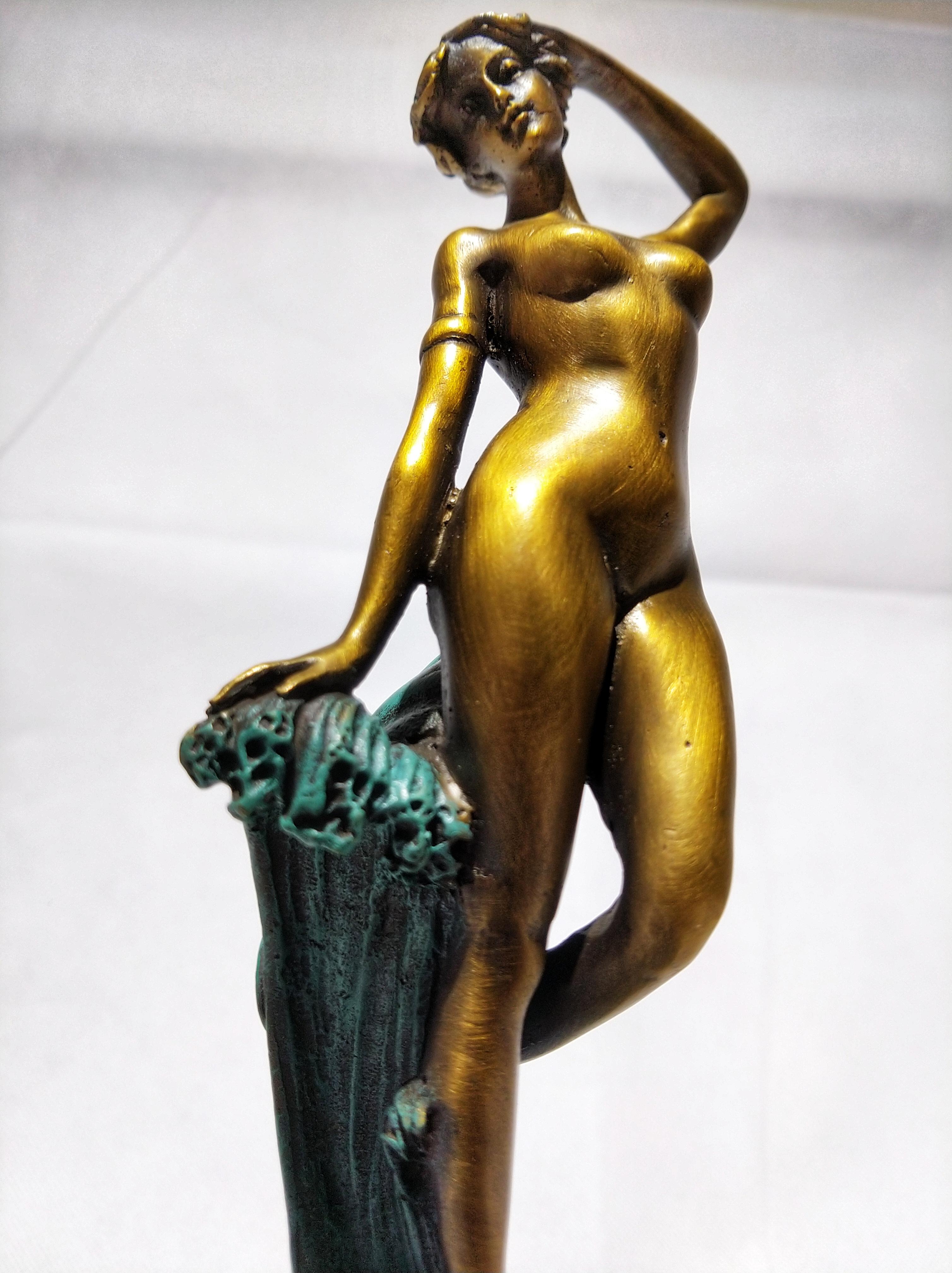 20th Century Art Deco Sculpture Figure Bronze the Wave 1