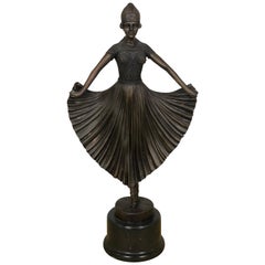 Scultura Art Deco del XX secolo raffigurante una ballerina