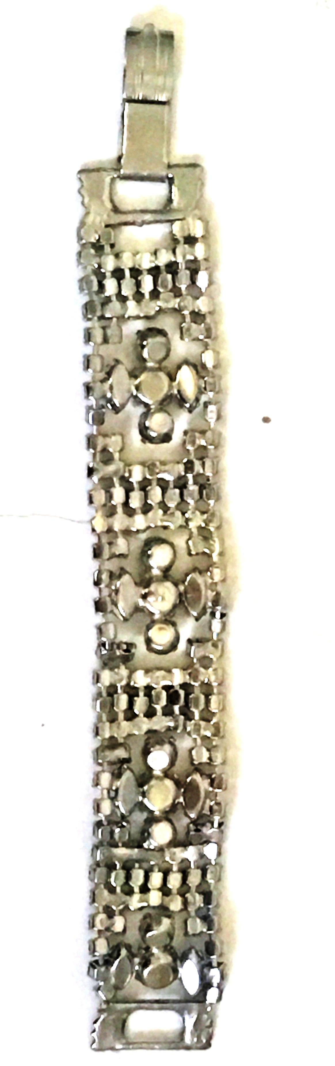 20th Century Art Deco Silver & Austrian Crystal Link Bracelet For Sale 6