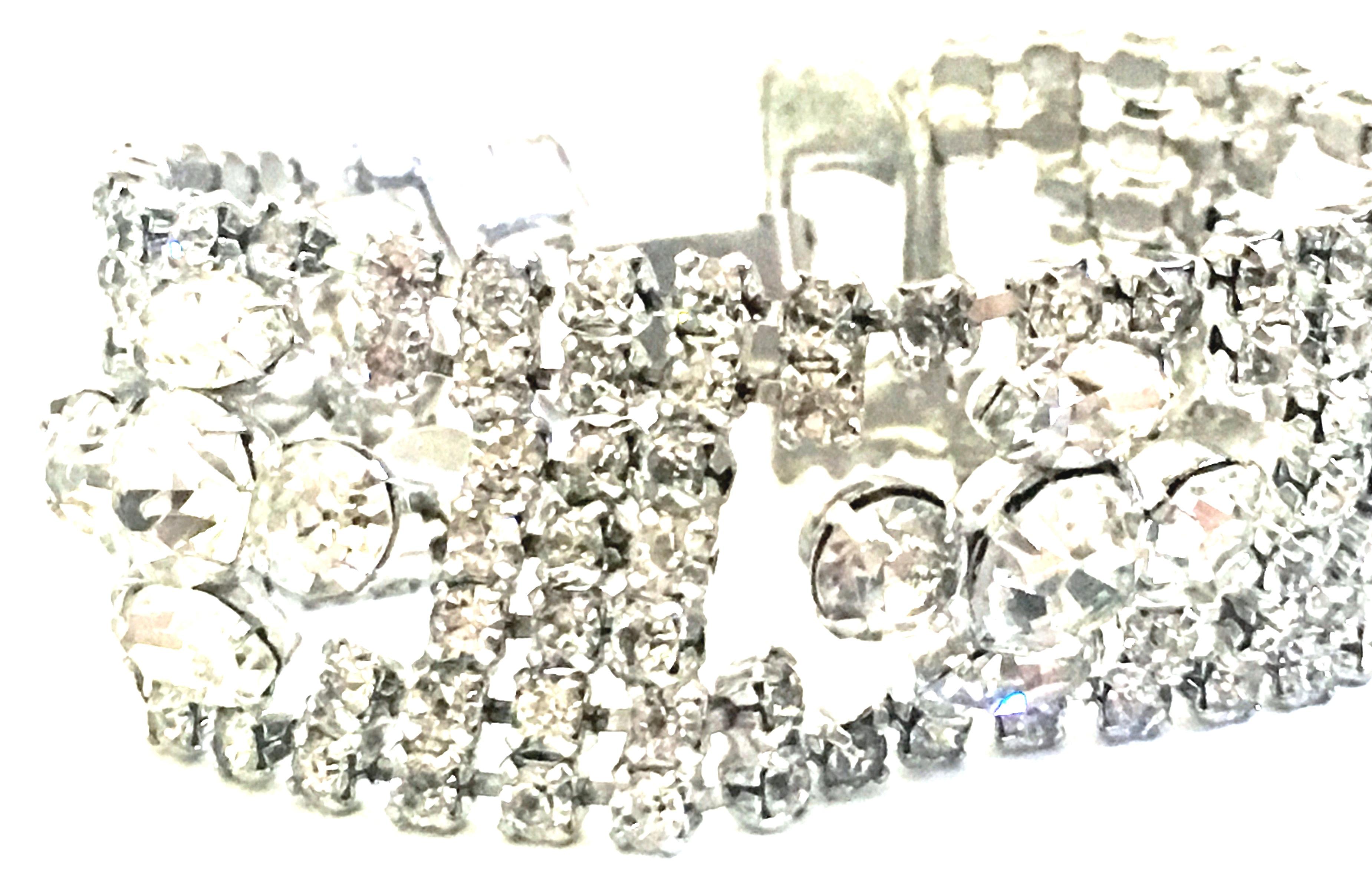 20th Century Art Deco Silver & Austrian Crystal Link Bracelet For Sale 2