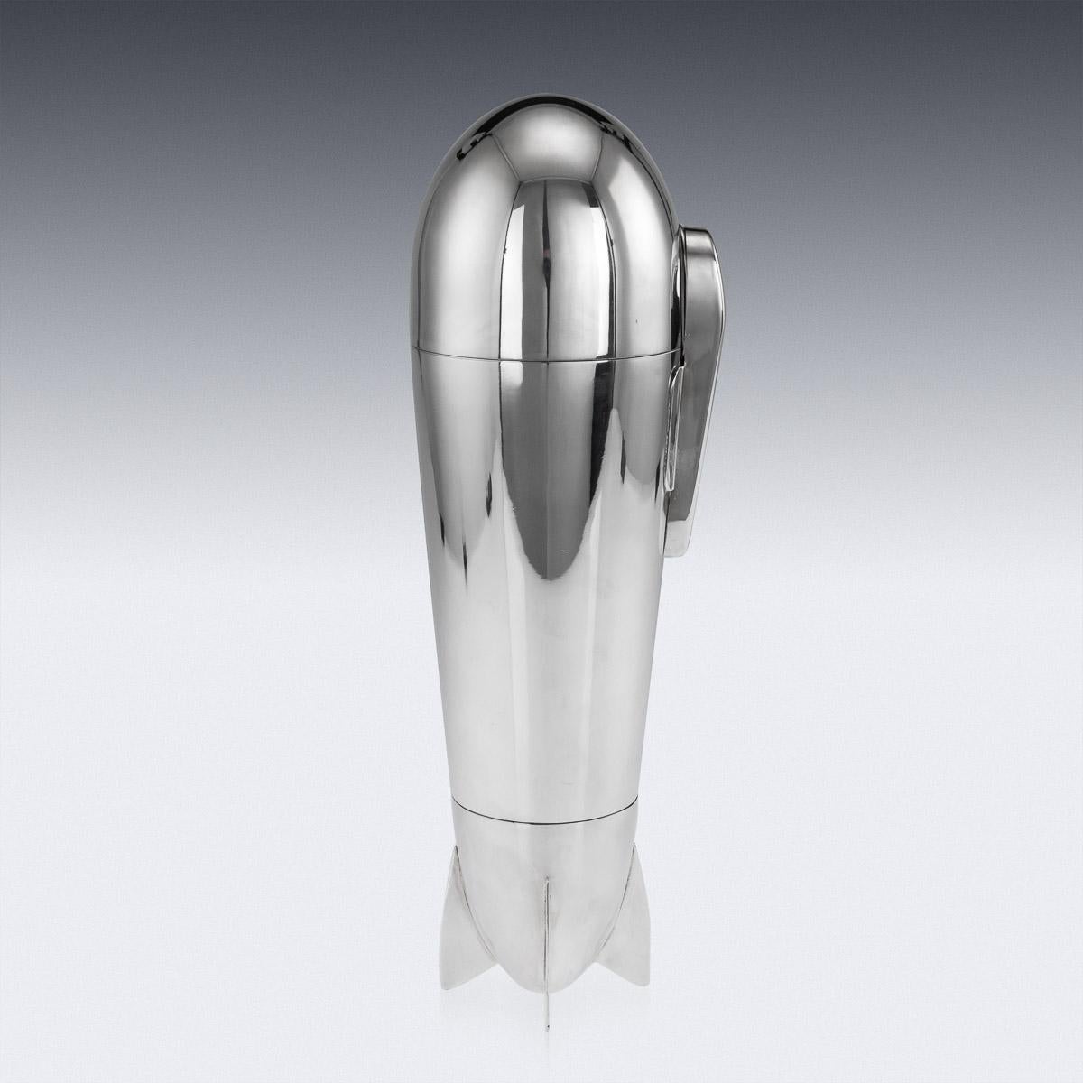 20th Century Art Deco Silver Plated Zeppelin Cocktail Shaker, c.1930 In Good Condition In Royal Tunbridge Wells, Kent