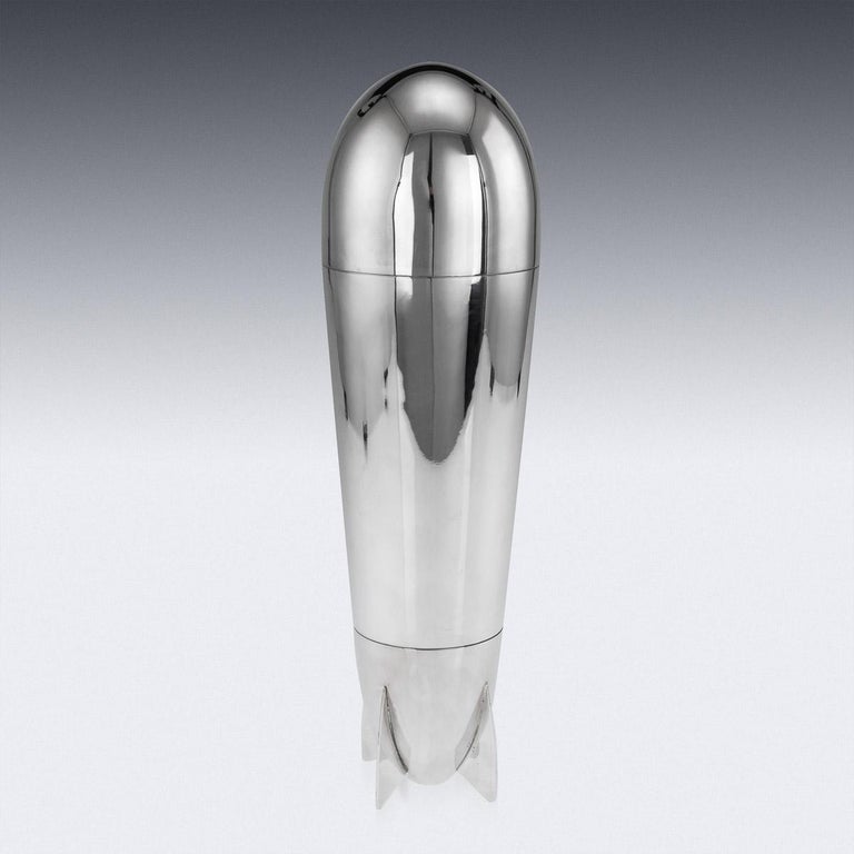 20th Century Art Deco Silver Plated Zeppelin Cocktail Shaker, c.1930 For Sale 1