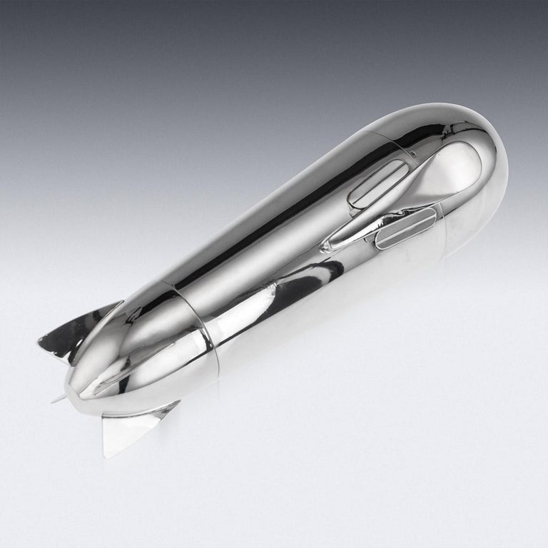 20th Century Art Deco Silver Plated Zeppelin Cocktail Shaker, c.1930 For Sale 3