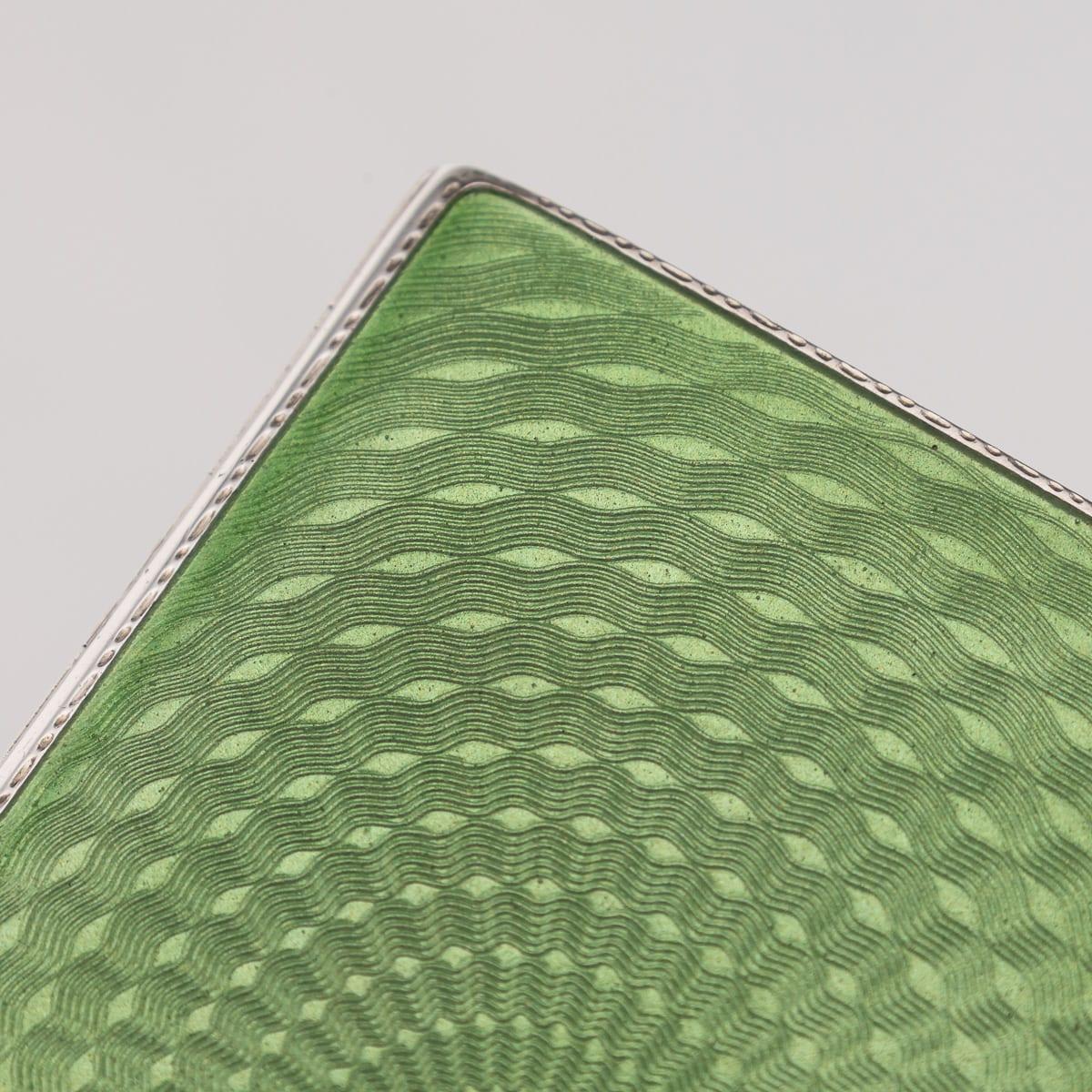 20. Jahrhundert Art Deco Massiv Silber & Guilloche Emaille Zigarettenetui c.1929 im Angebot 7