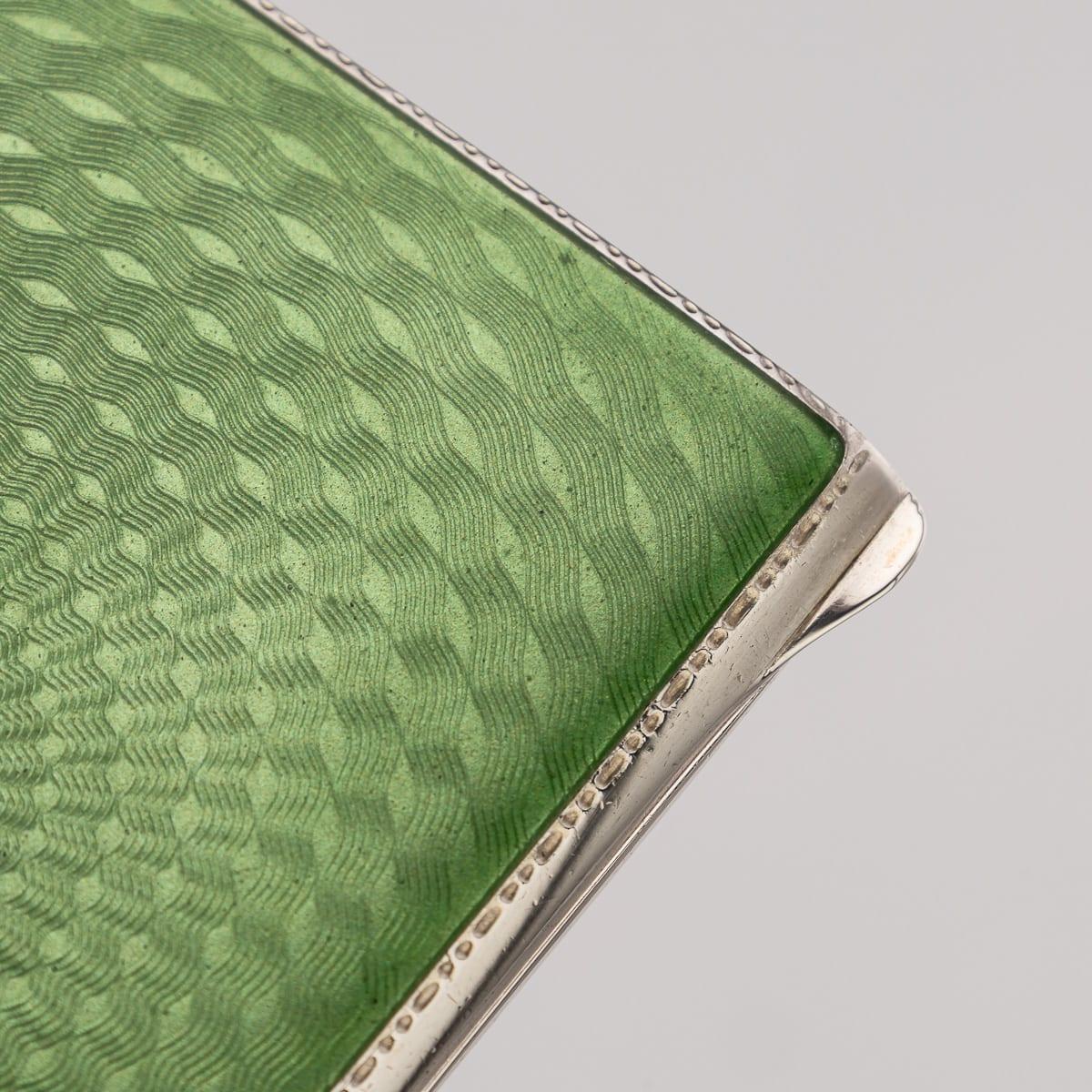 20. Jahrhundert Art Deco Massiv Silber & Guilloche Emaille Zigarettenetui c.1929 im Angebot 8