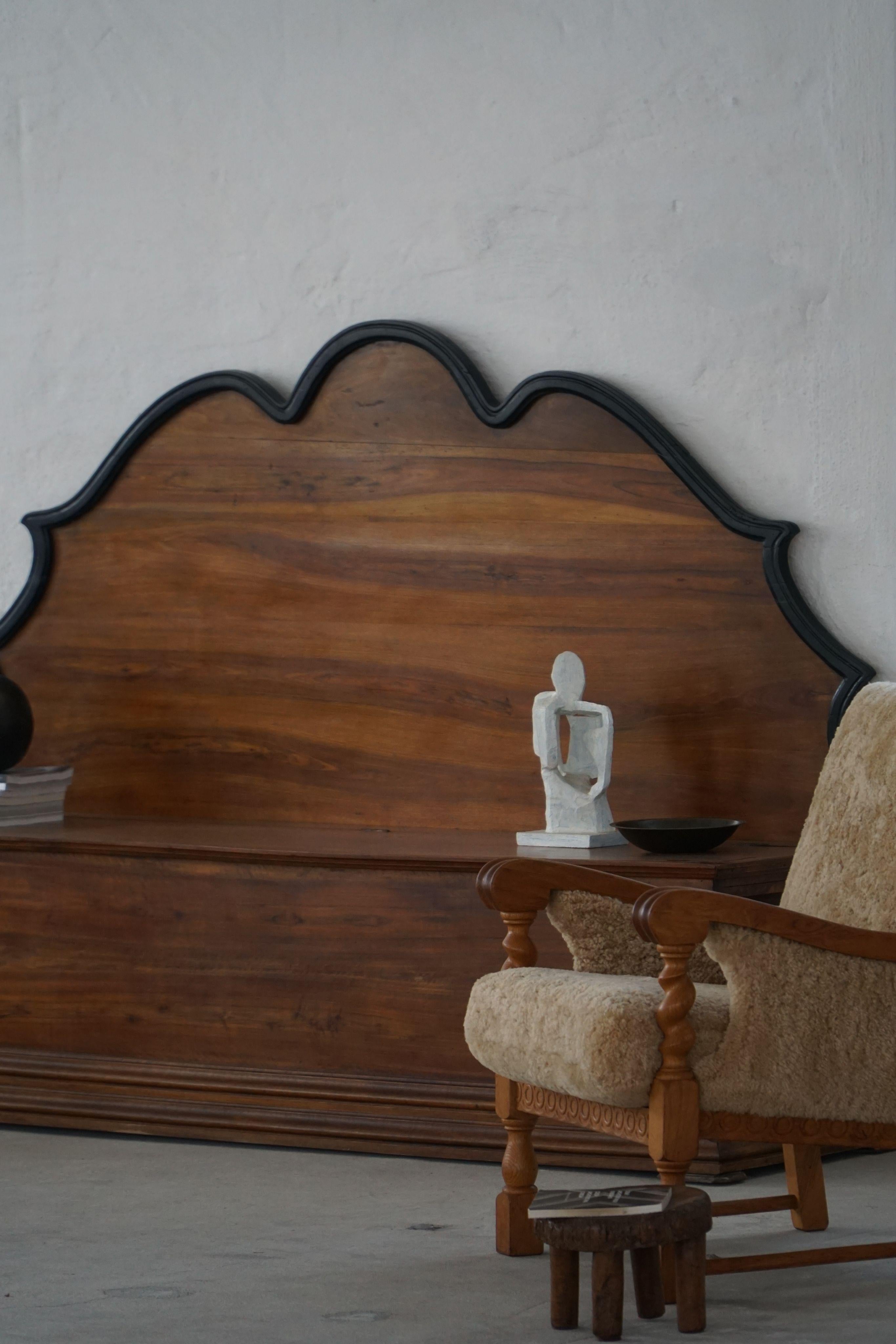 20ème siècle  Banc de rangement Art Déco en bois de noyer, par un ébéniste danois en vente 10